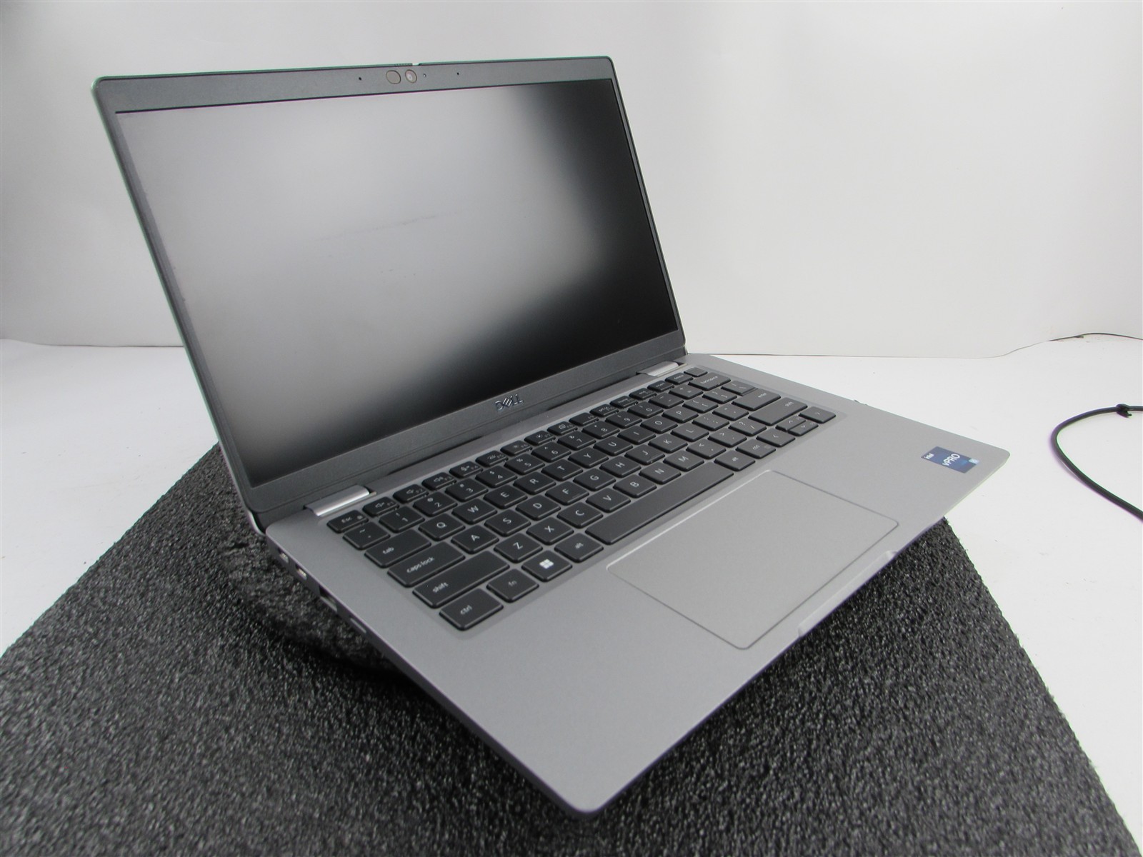 DELL LATITUDE 5330 FHD TOUCHSCREEN I5-1245U 10 CORE 512GB 16GB RAM NO O.S/BATT
