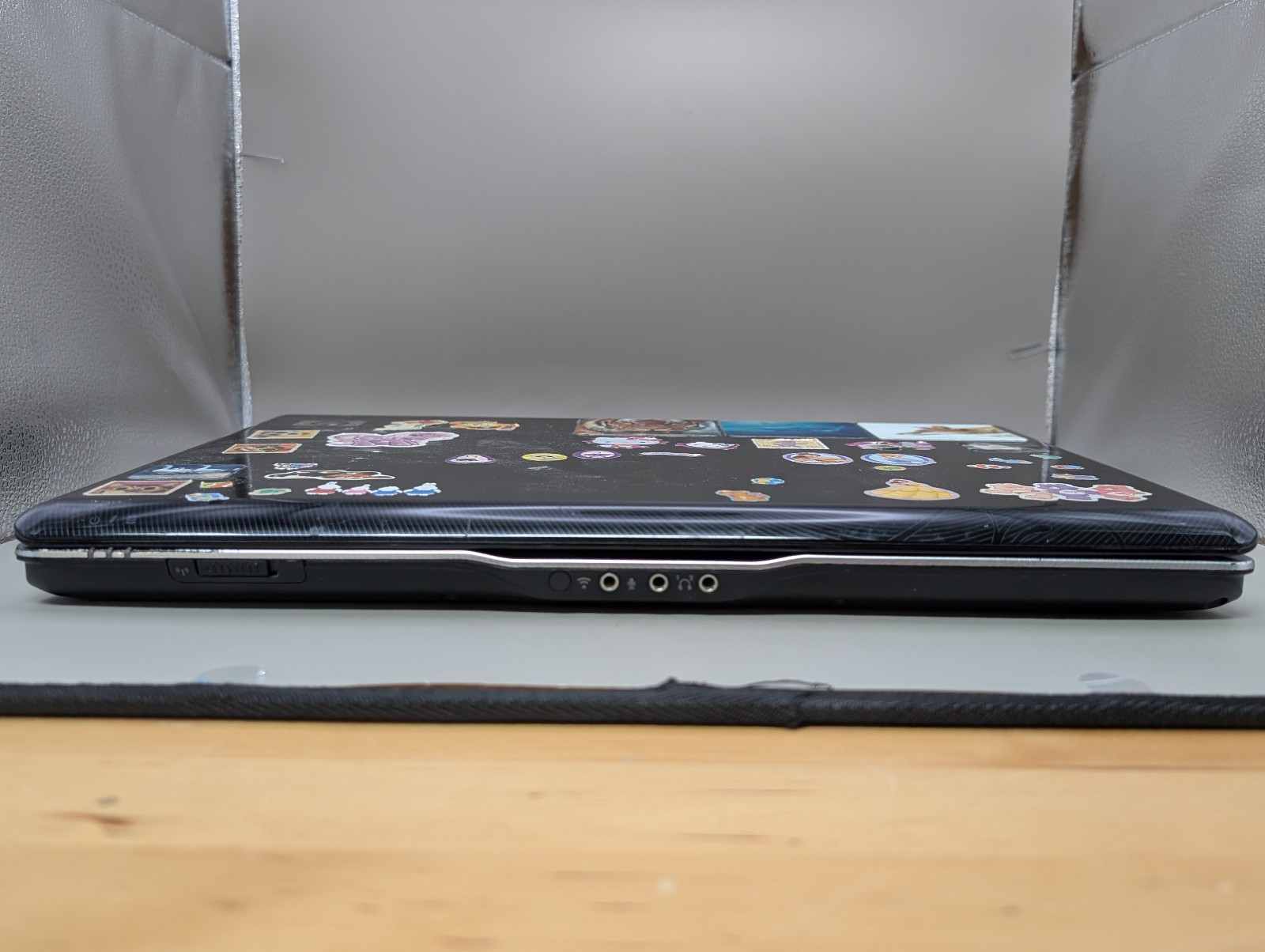 HP Pavilion dv6500 AMD Athlon Dual Core TK55 1.8GHz 1 GB RAM NO HDD NO BATTERY