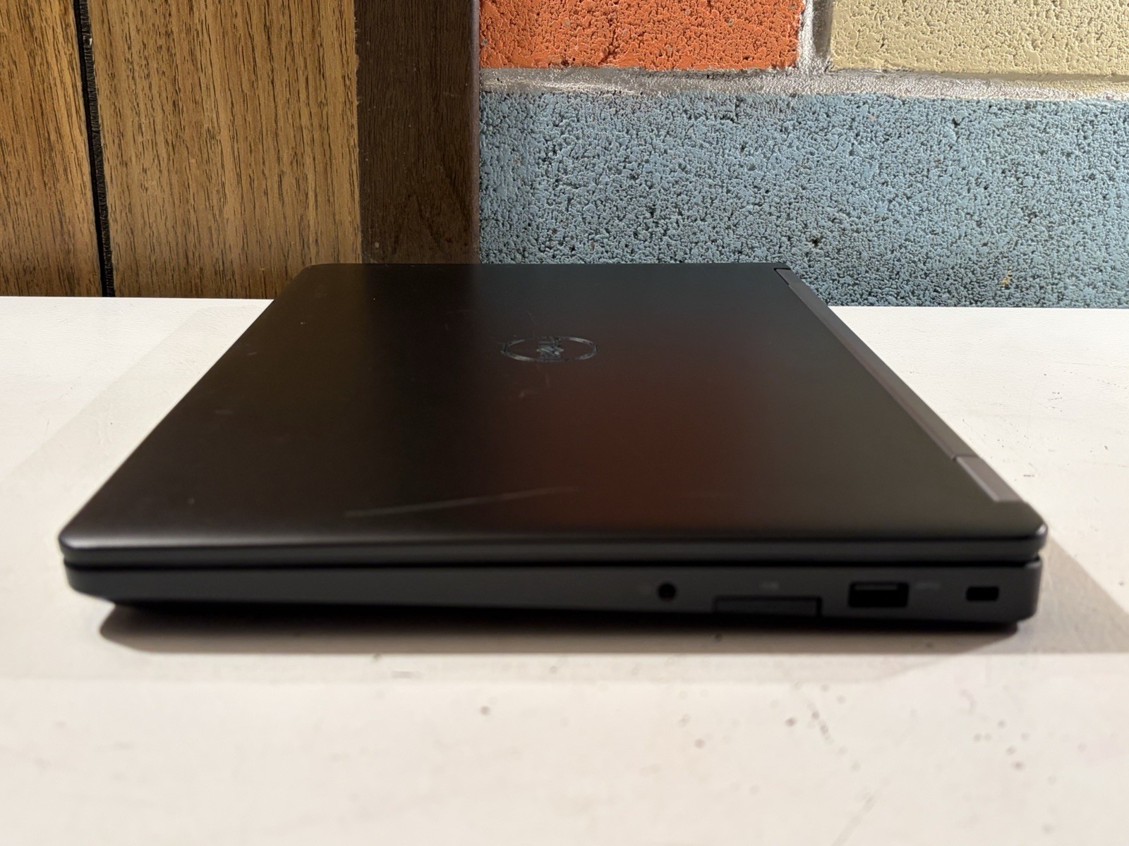 DELL LATITUDE E5470 14” FHD INTEL i5-6440HQ 8GB RAM 250GB SSD WI1P