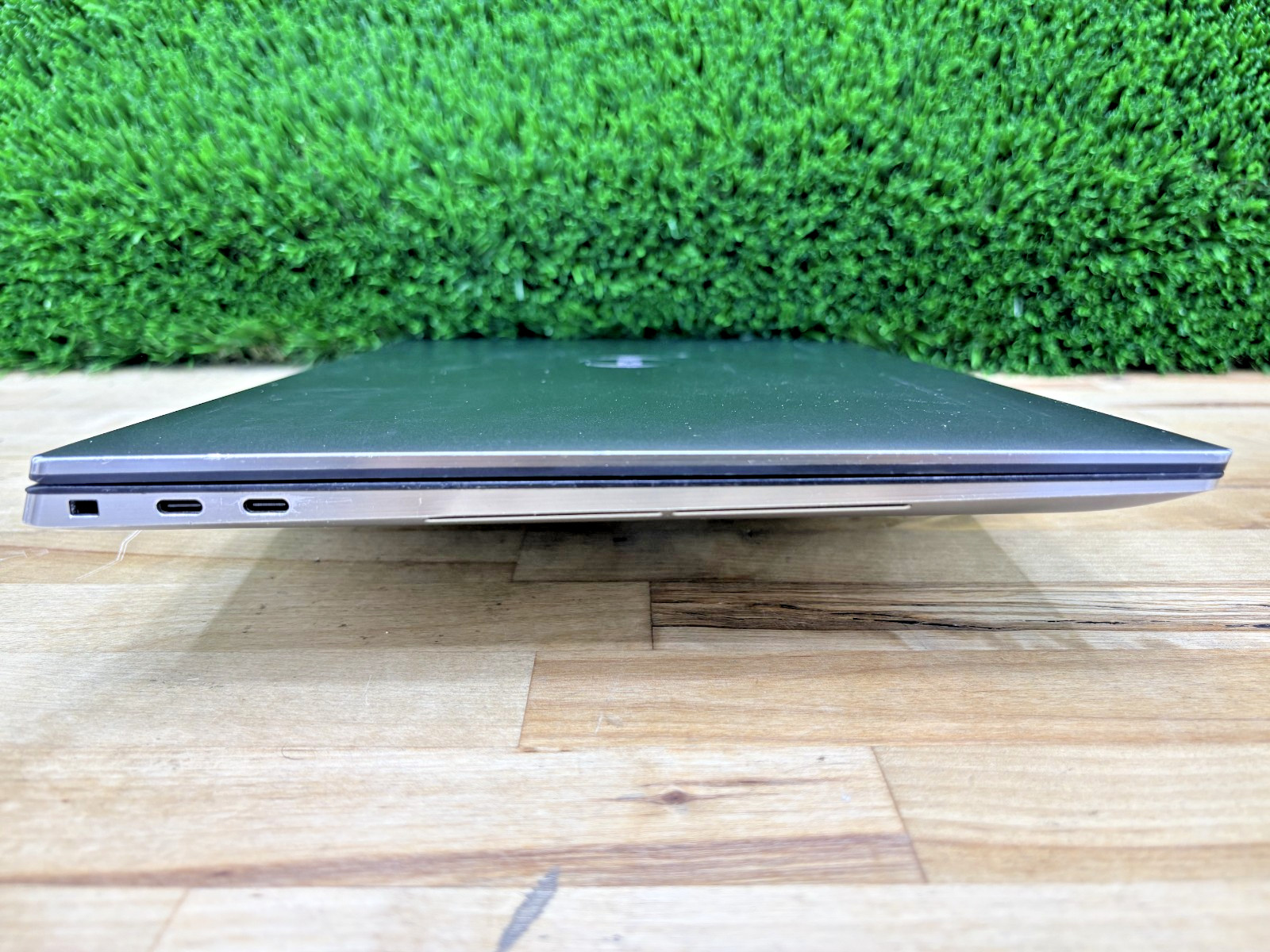 Dell Precision 5550 Xeon-10th Gen 2.80GHz 32GB RAM 256GB SSD Nvidia Q T2000 Max*