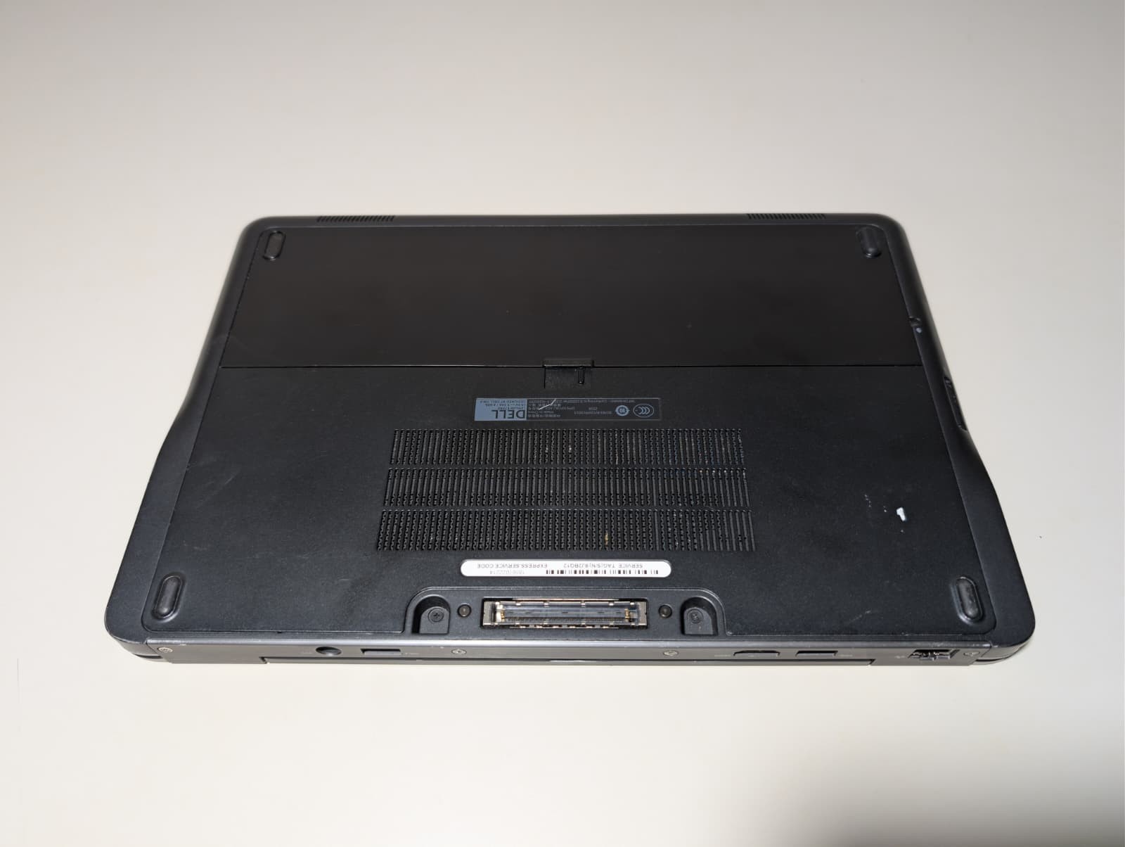 12″ Dell Latitude E7240 Excellent | i5 4th 8GB RAM 128GB SSD | Windows 10 Pro