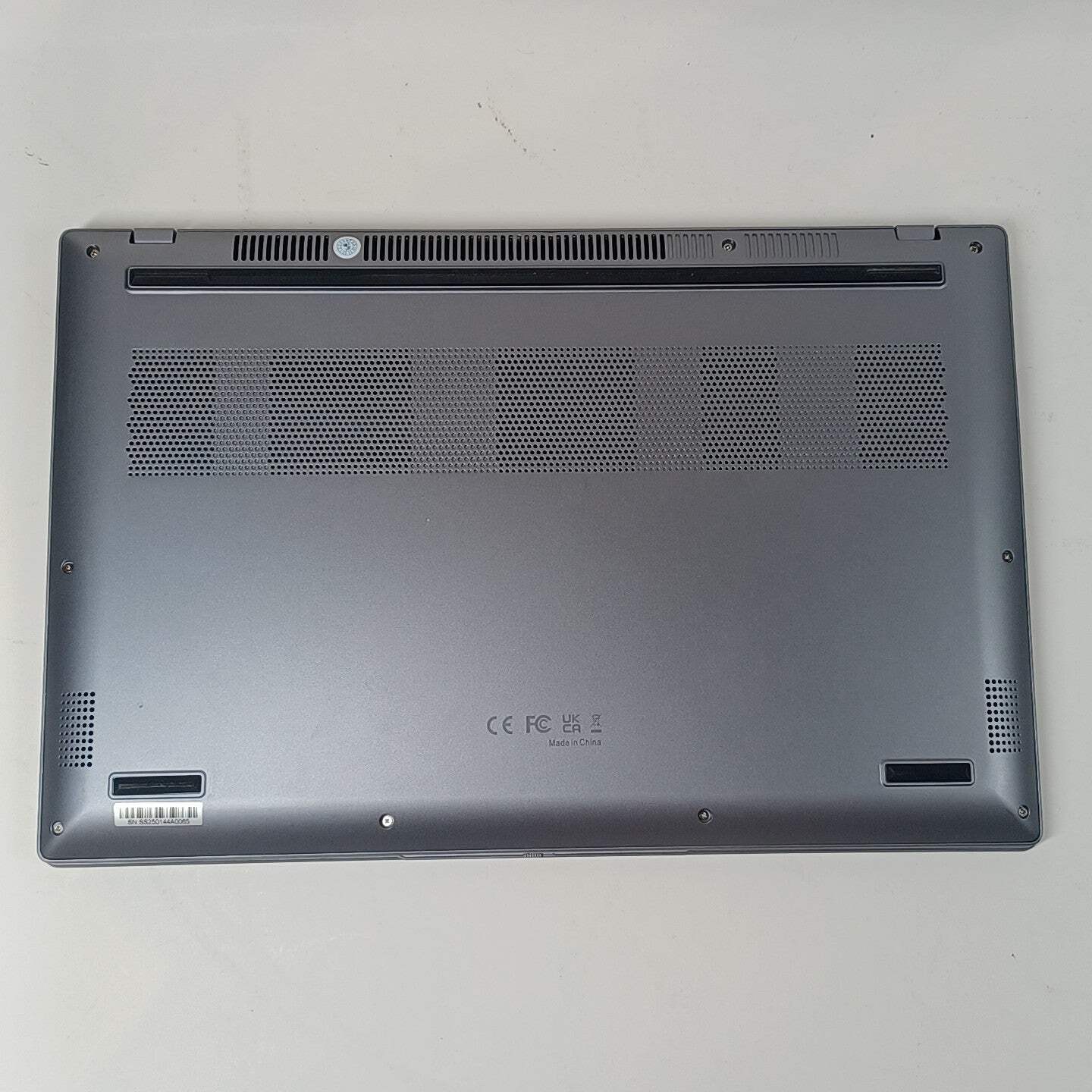 Broken AMD 14″ 3020e 1.2GHz 4GB RAM 128GB SSD Broken Keyboard