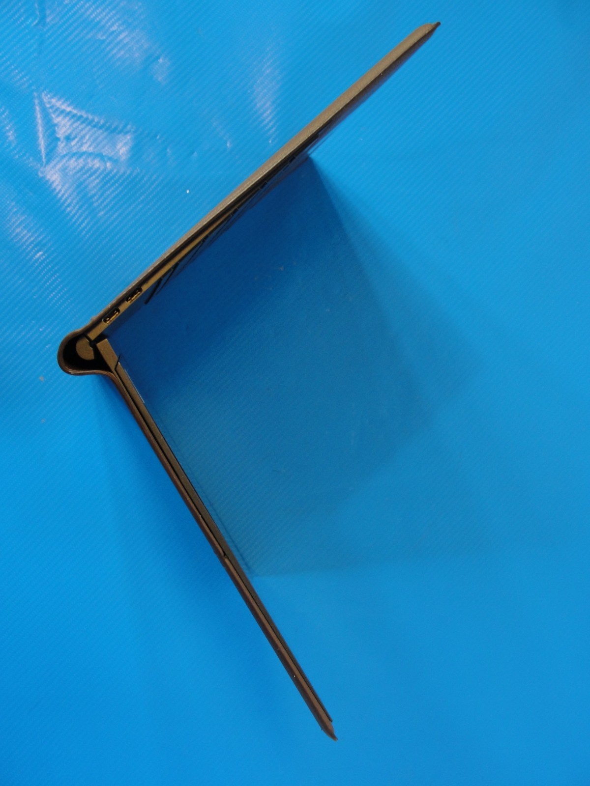 HP Spectre Folio X360 2-in-1 i7-10510Y 16GB 256GB 13.3″ FHD Touch Laptop /READ