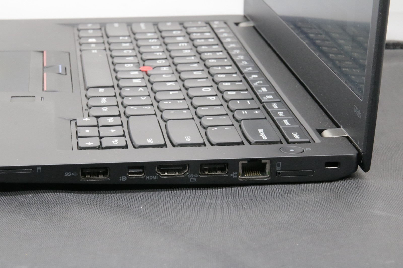 Lenovo ThinkPad T460s – i7-6600U – 4GB, 256GB, Windows 11 +Adapter