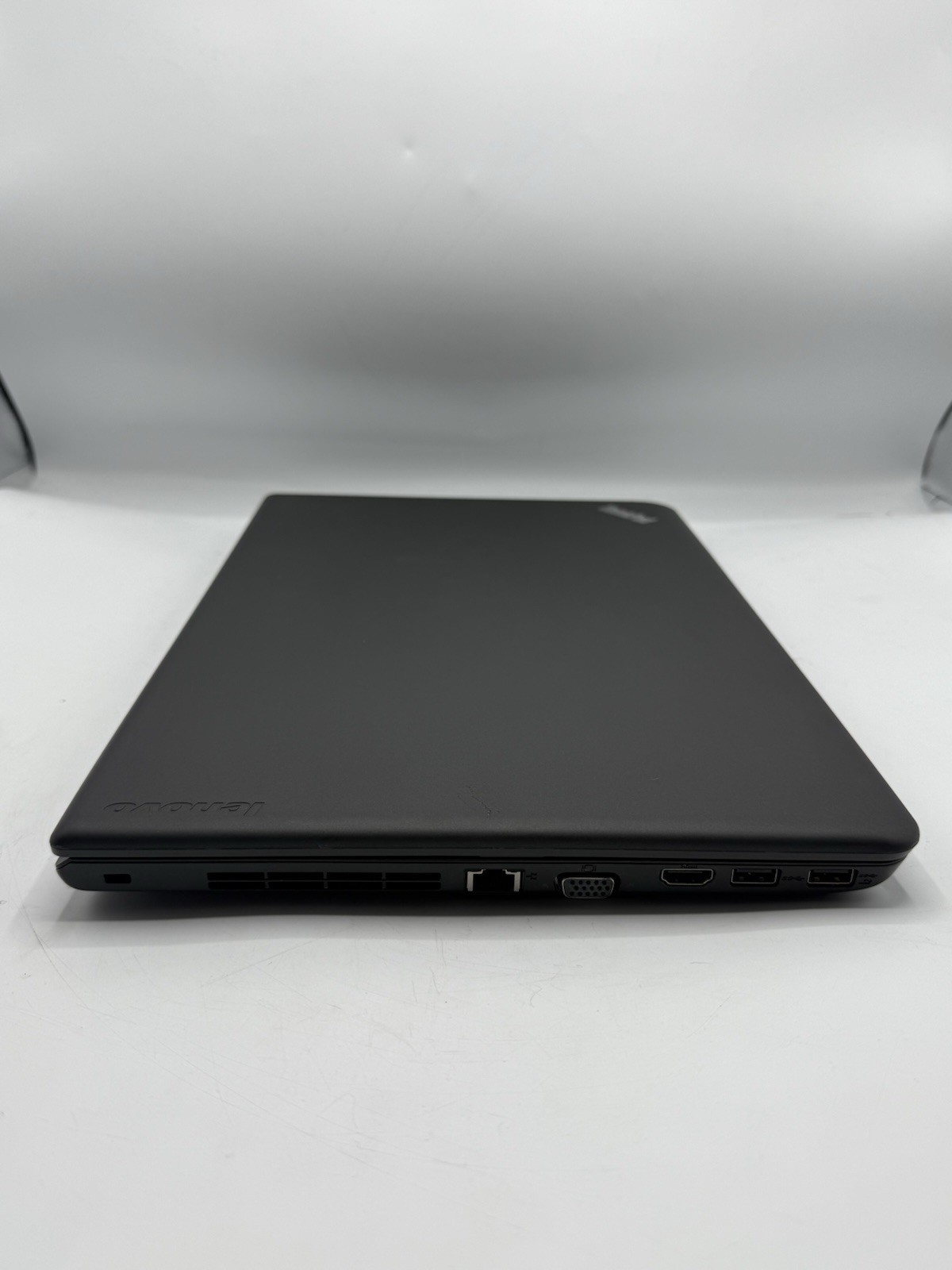 Lenovo ThinkPad E560 15.6” I5-6200U 2.30Ghz 8GB RAM 128GB SSD Win10P