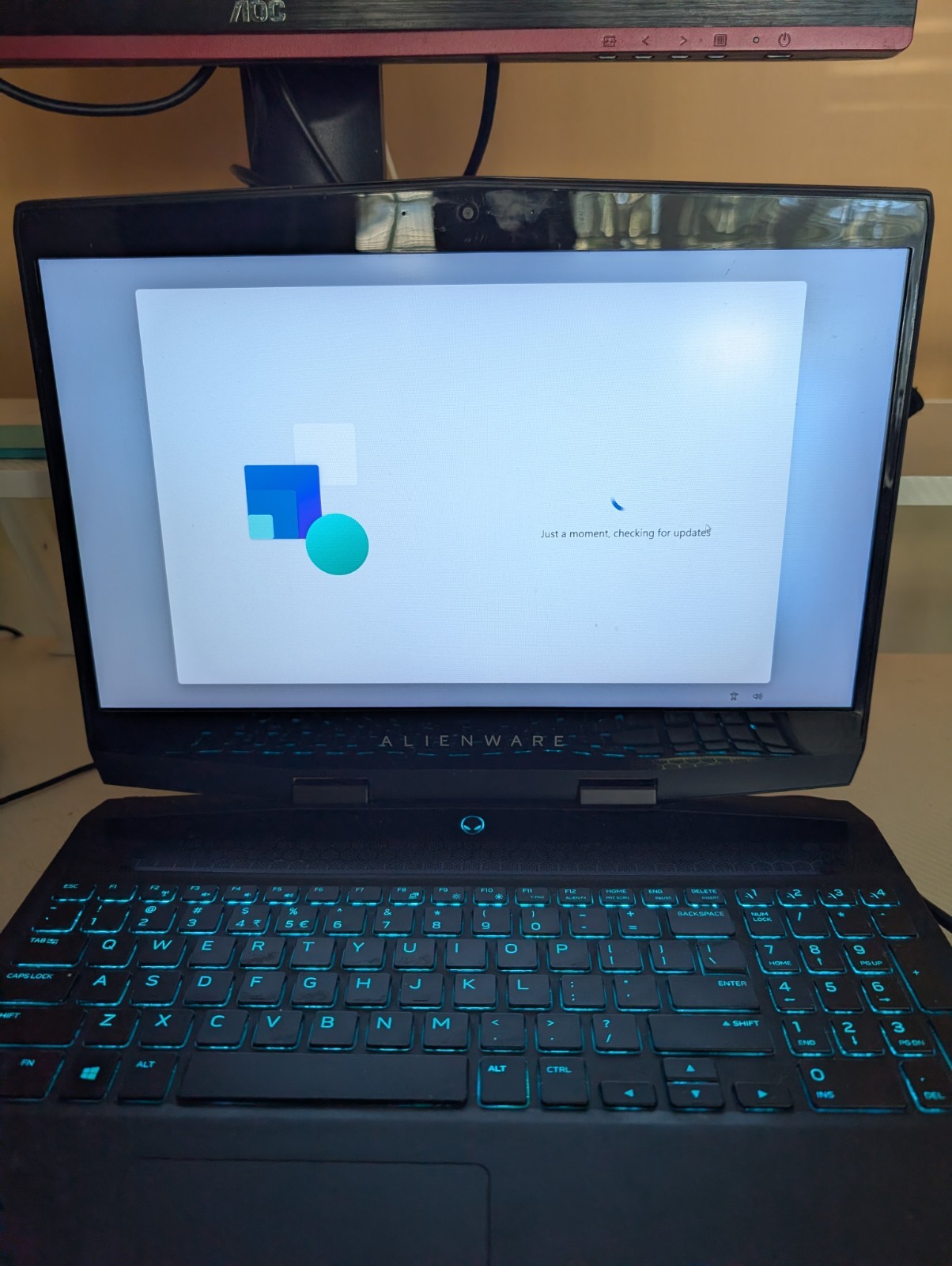 Alienware m15 Gaming Laptop – i7-8750H, RTX 2060 6GB, 16GB RAM, 512GB SSD, 144Hz