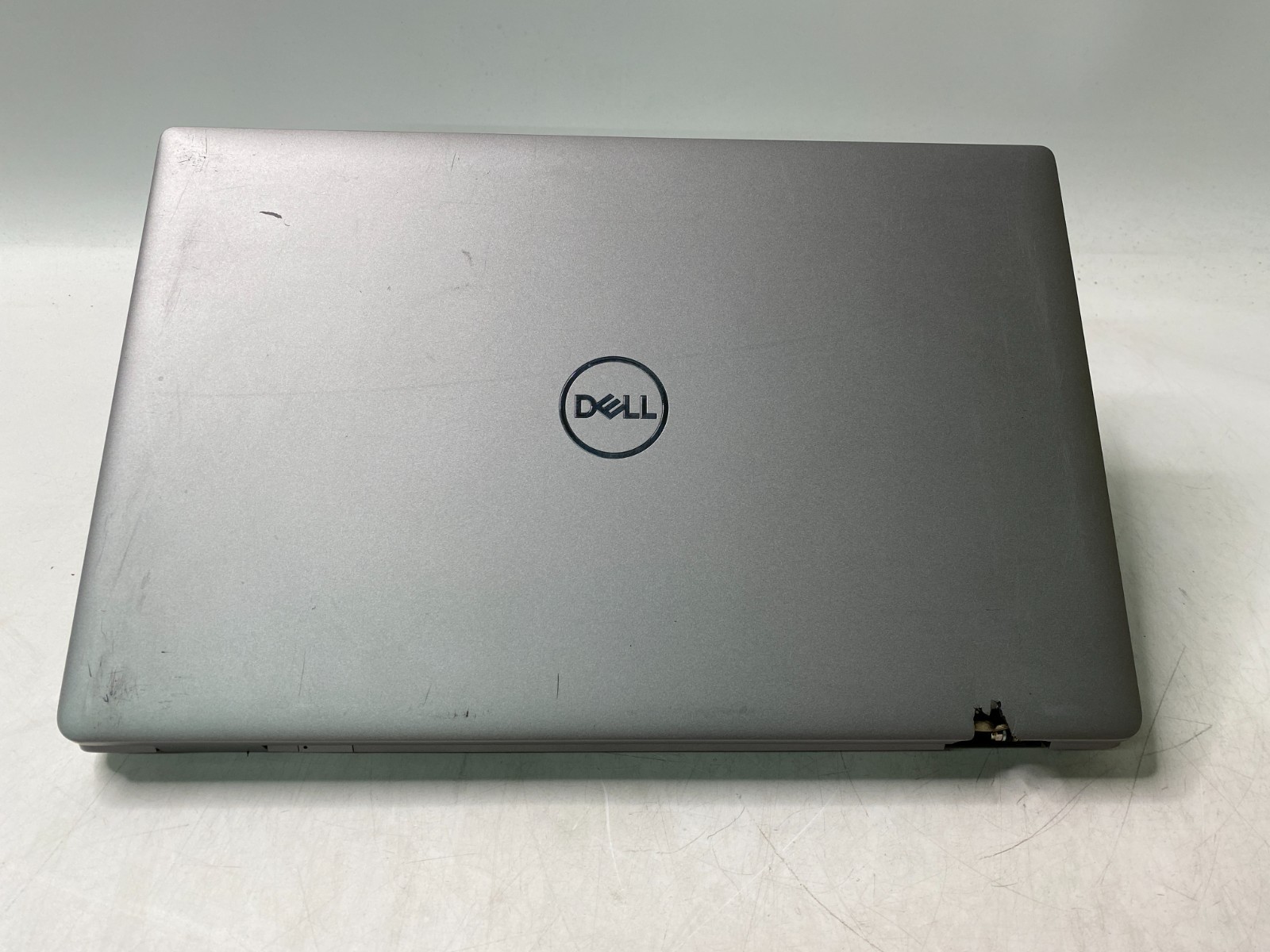 Dell Precision 3561 i5-11th 16GB DDR4 256GB SSD Win11H 70%+ Broken Plastic PARTS
