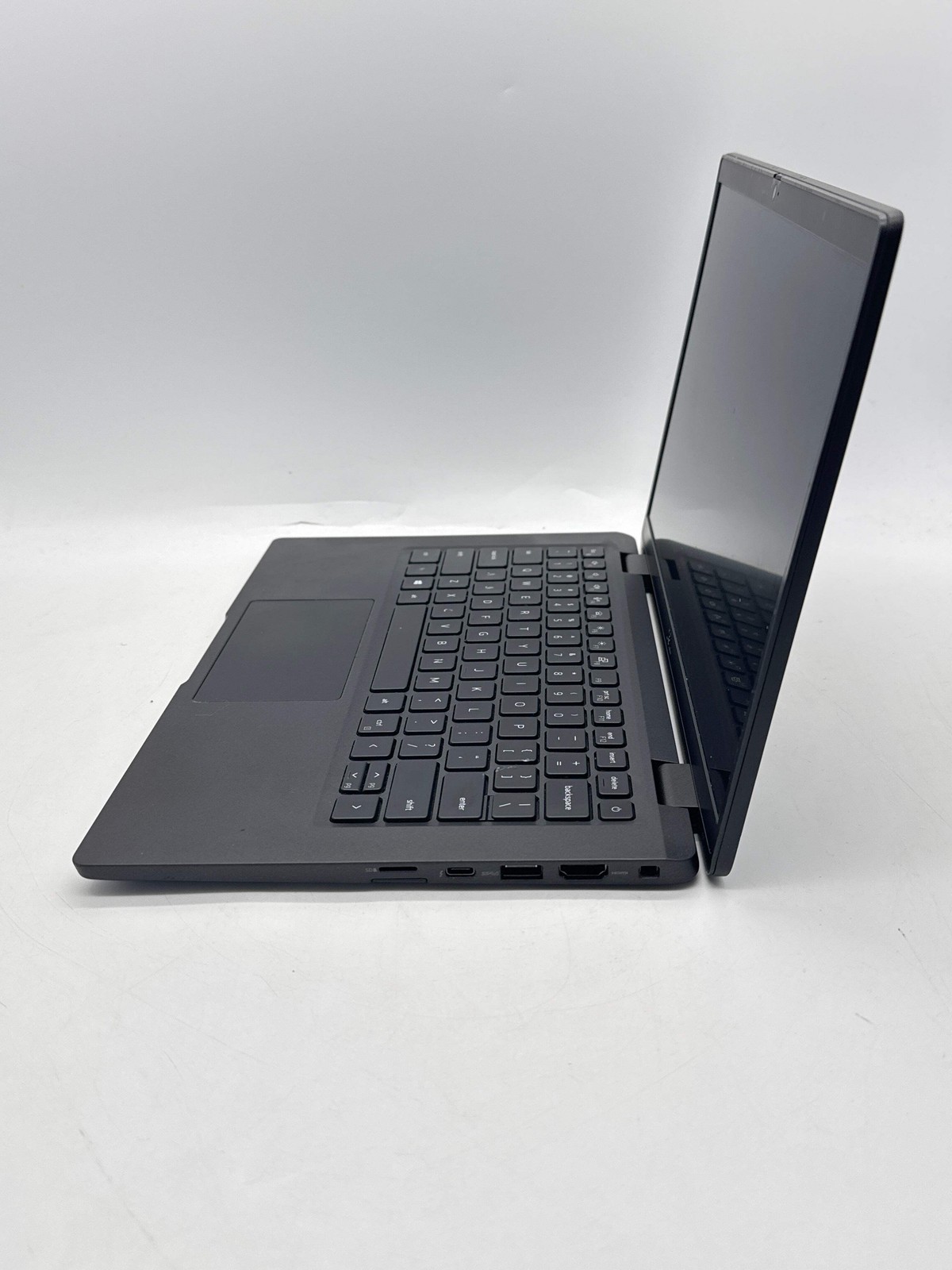 Dell Latitude 7320 13.3″ Core i7-1185G7 16GB RAM 256GB SSD Black For Parts