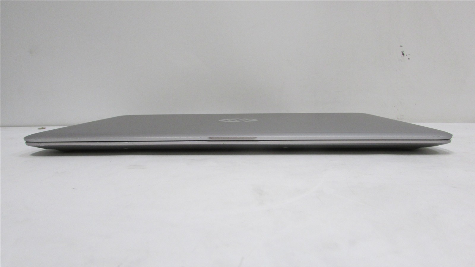 HP Elitebook Folio 1040 G3 i7-6600U 2.6GHz 16GB RAM 256GB m.2 14″ W10P COSM DMG