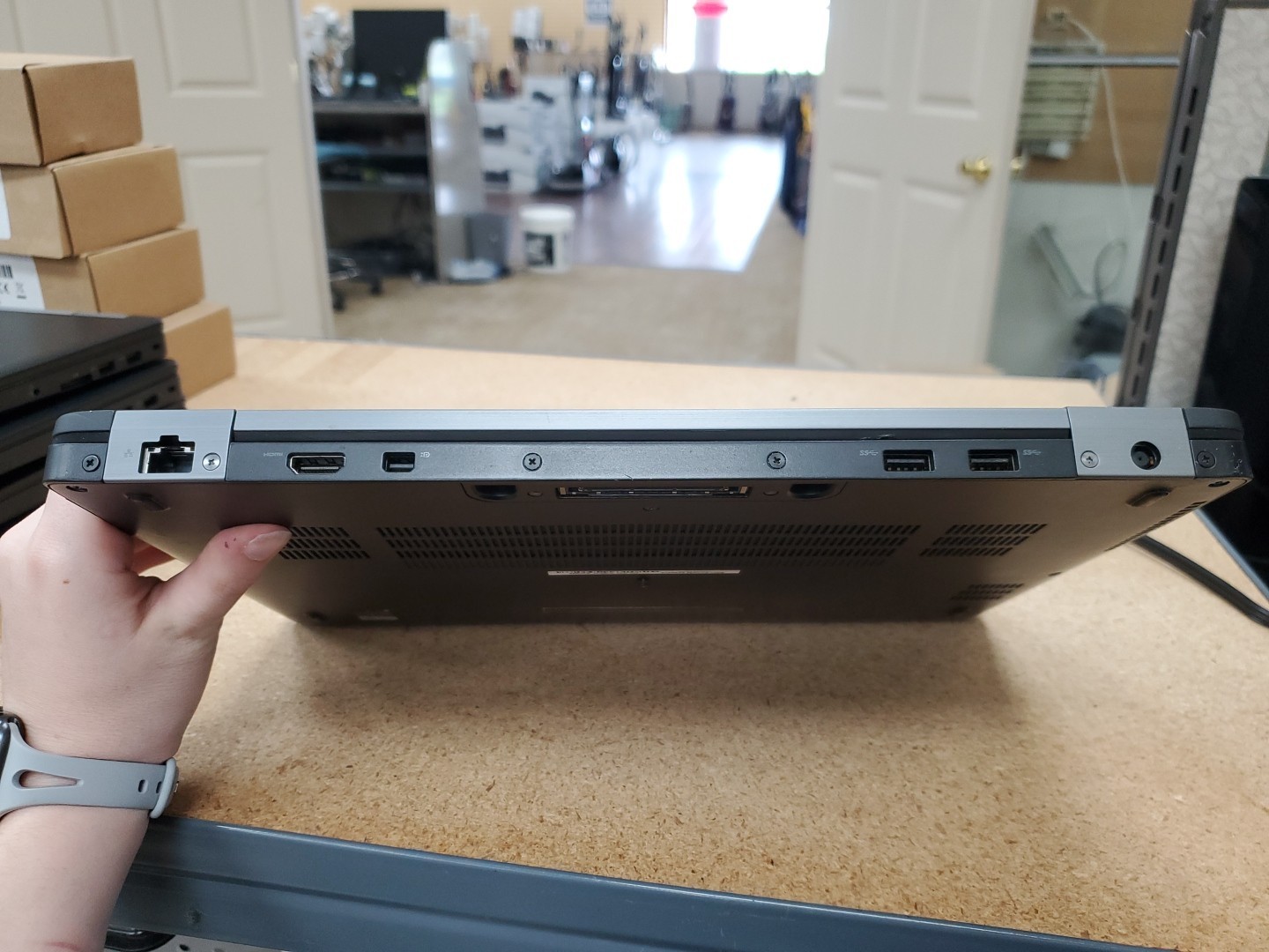Dell Latitude E7470 Touch 256GB SSD i5-6300U, 8GB RAM W11pro 042826-1