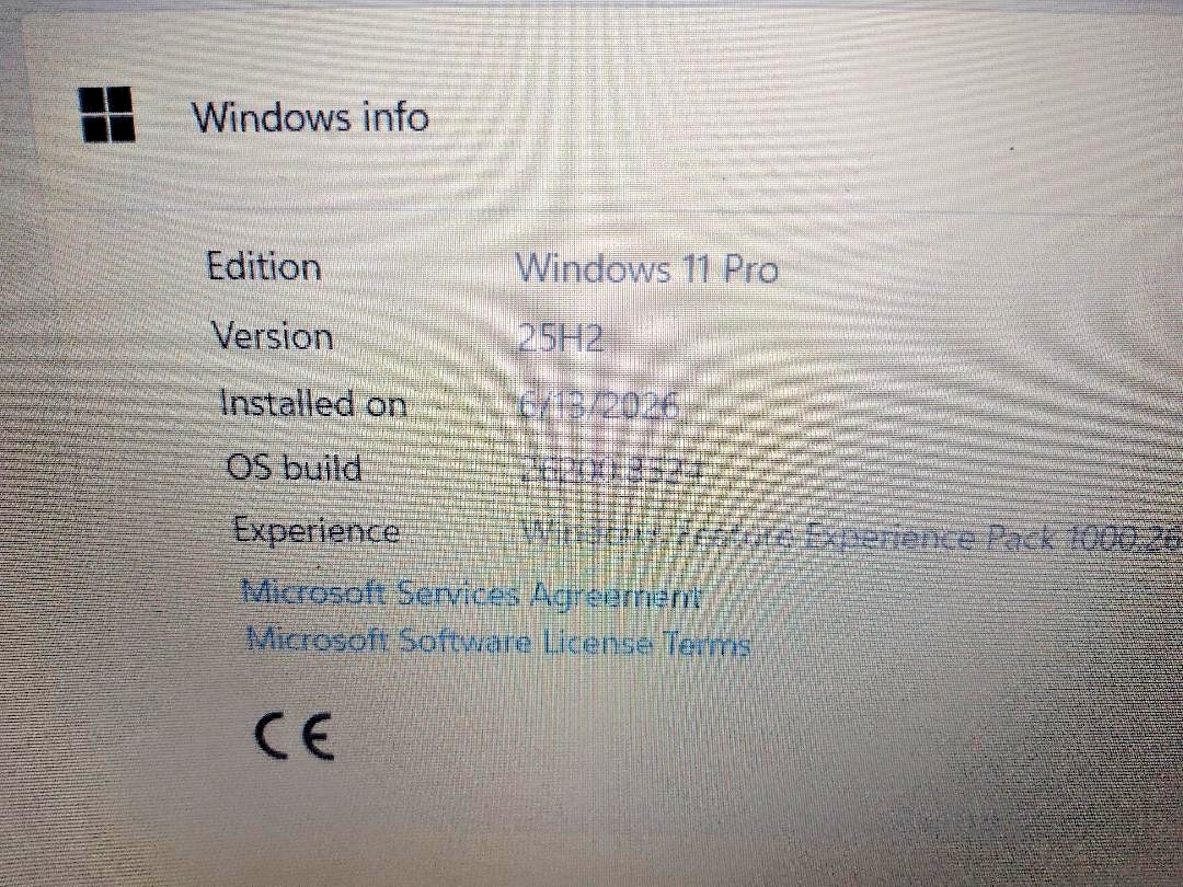 HP Pavilion 17 AMD A8-5550M 2100MHz 6Gb RAM 320GB HDD WIN 11 & AC Works/Looks OK