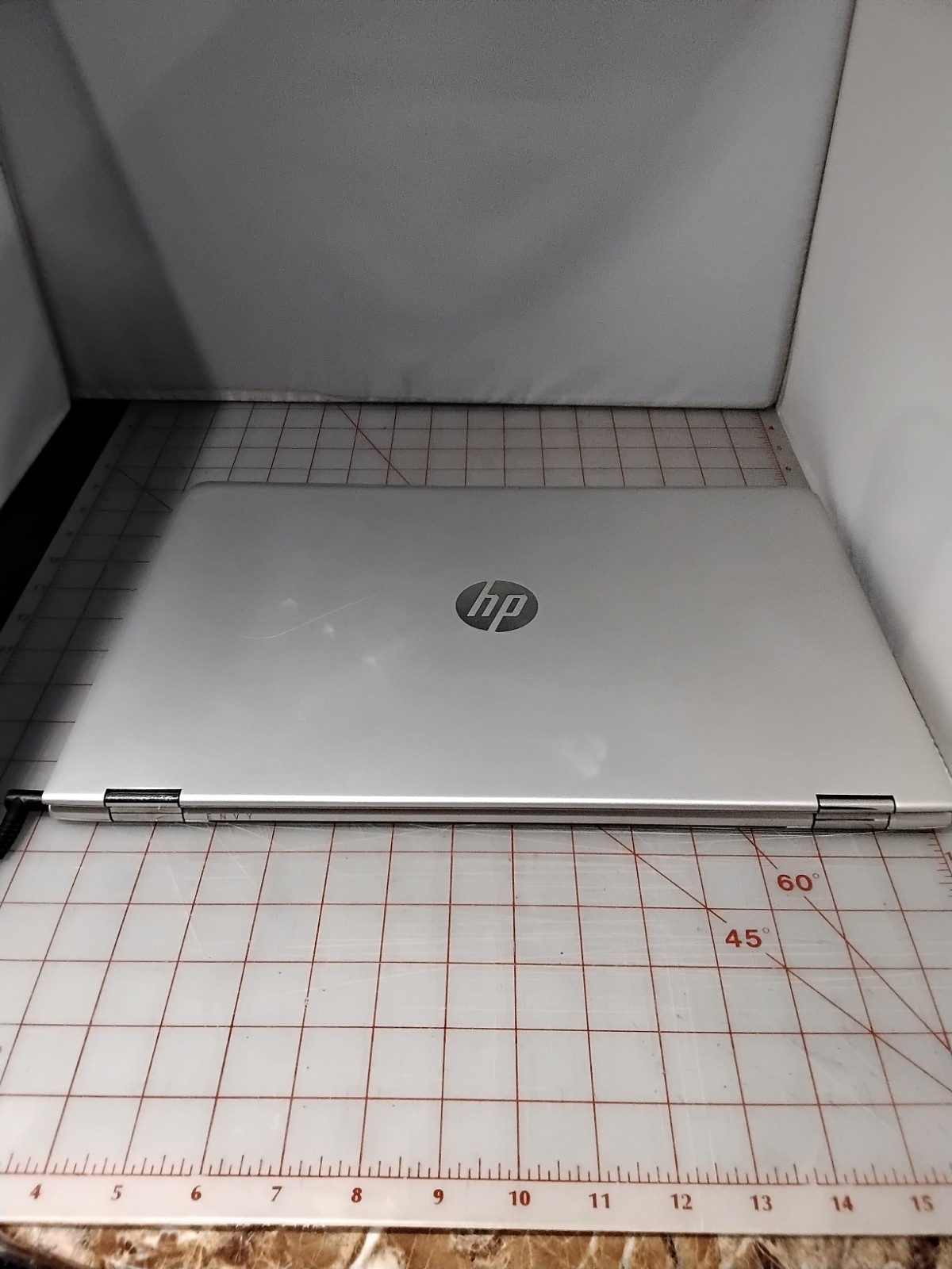 HP ENVY X360 TOUCHSCREEN i5-7200U 12 GB DDR4 128gb SSD 1TB