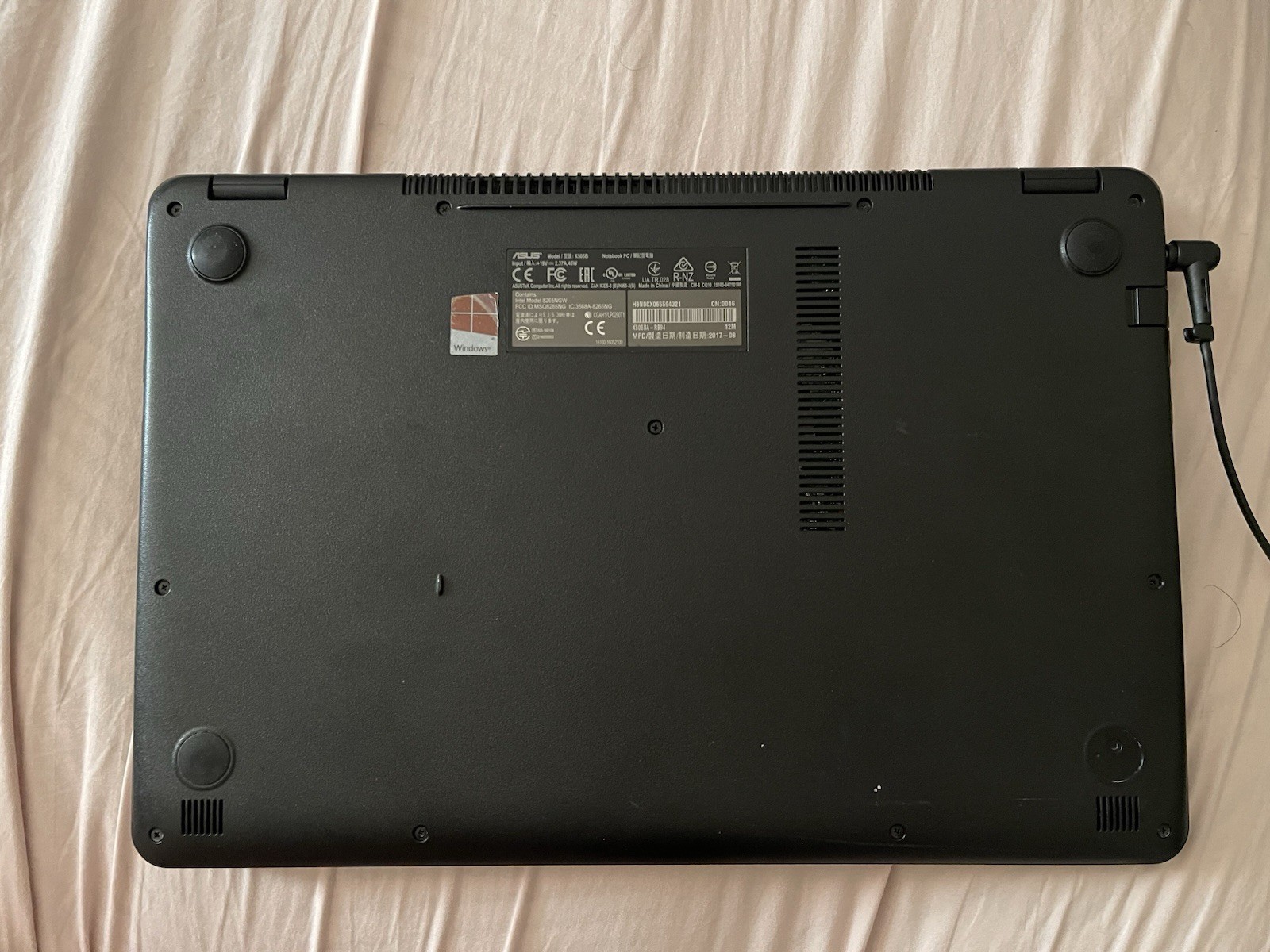 Used Asus Vivobook 2017 15.6 Inch Laptop X505B AMD A9 500gb SSD 16gb RAM