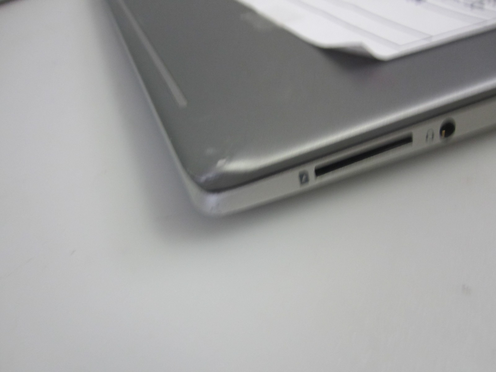 HP Pavilion 13-an0010nr i5-8265U 8GB 1.60GHZ 256GB M2SSD NO OS + AC LAPTOP READ