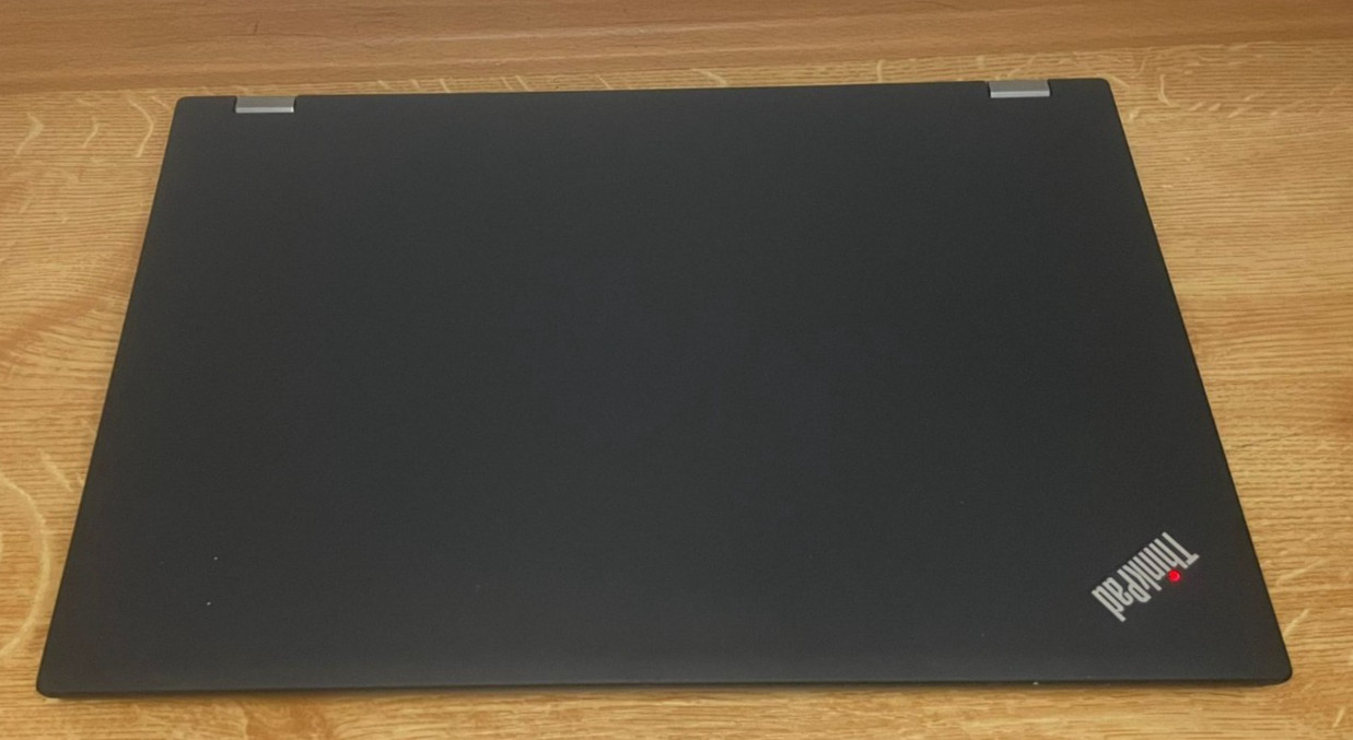 Workstation Lenovo ThinkPad P52 i7-8850H 32GB 512SSD 15.6″FHD Win11 DE-BACKLIT