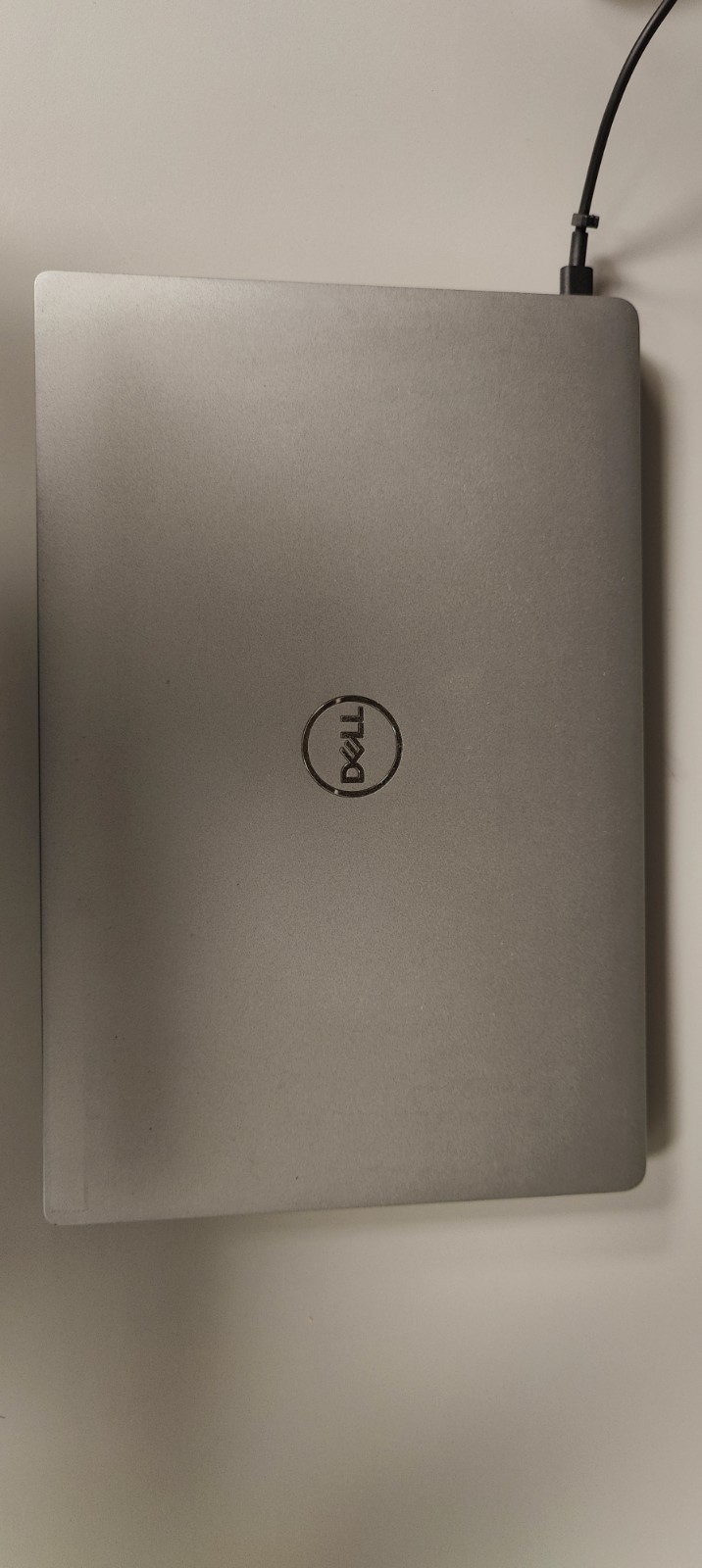 Dell Latitude 5420 14″ FHD i7-1185G7 16GB/ 256GB Excellent Battery Health