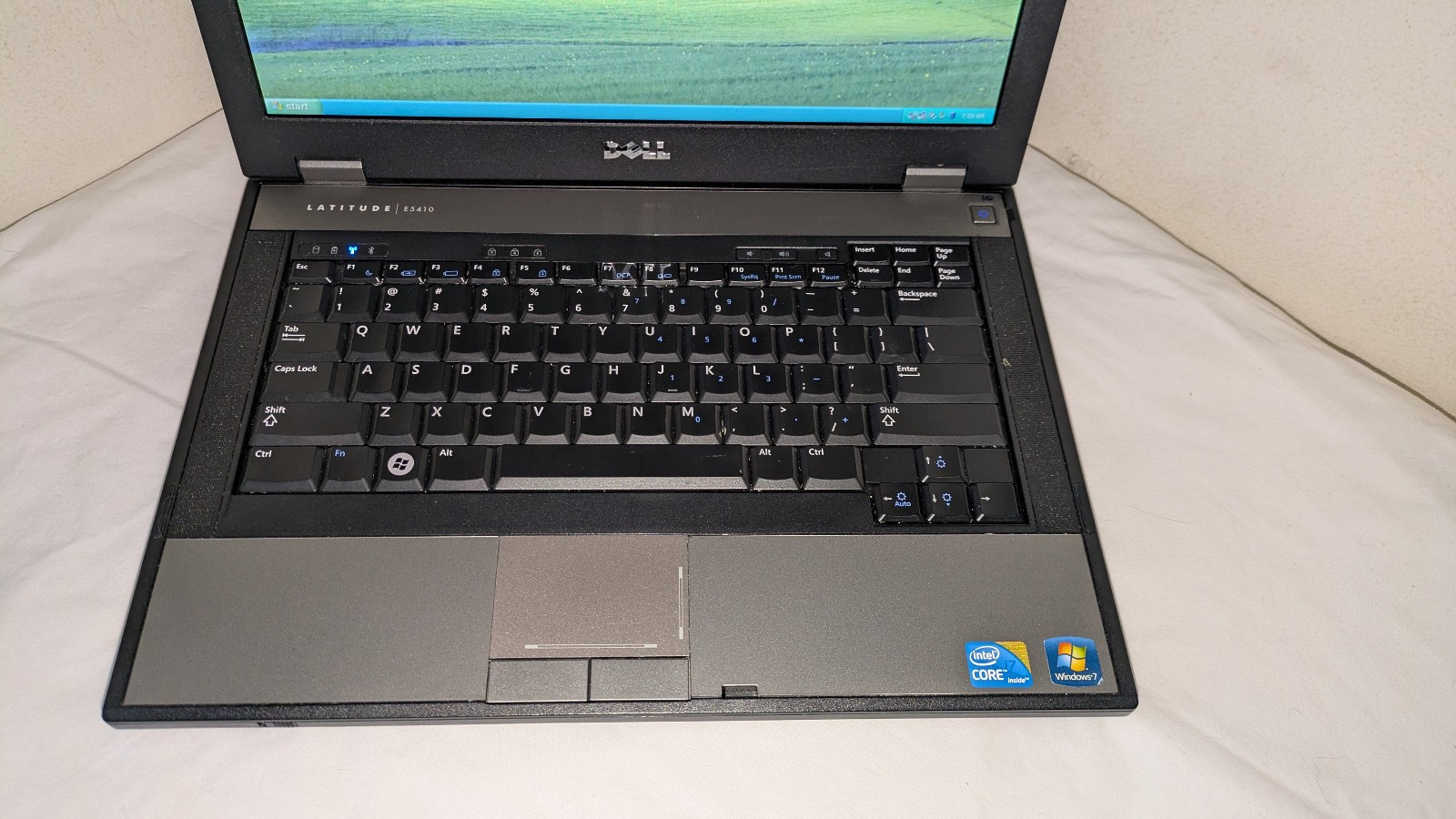 Dell Latitude E5410 Laptop 14″ Intel i7-620M 2.67GHz 4GB RAM 320GB HD Windows XP