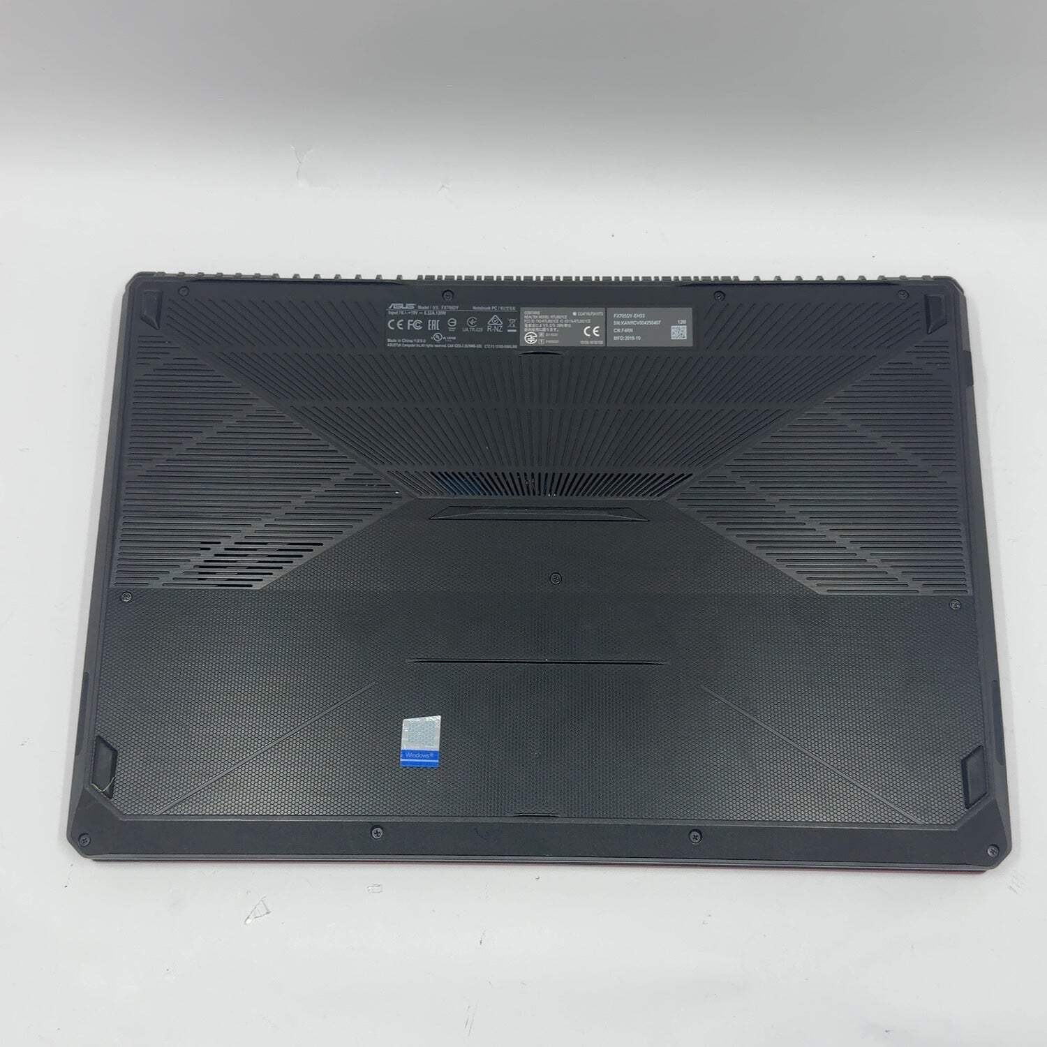 Asus TUF GAMING FX705DY 17.3″ Ryzen 5 3550H 2.1GHz 8GB RAM 512GB SSD AMD RX 560