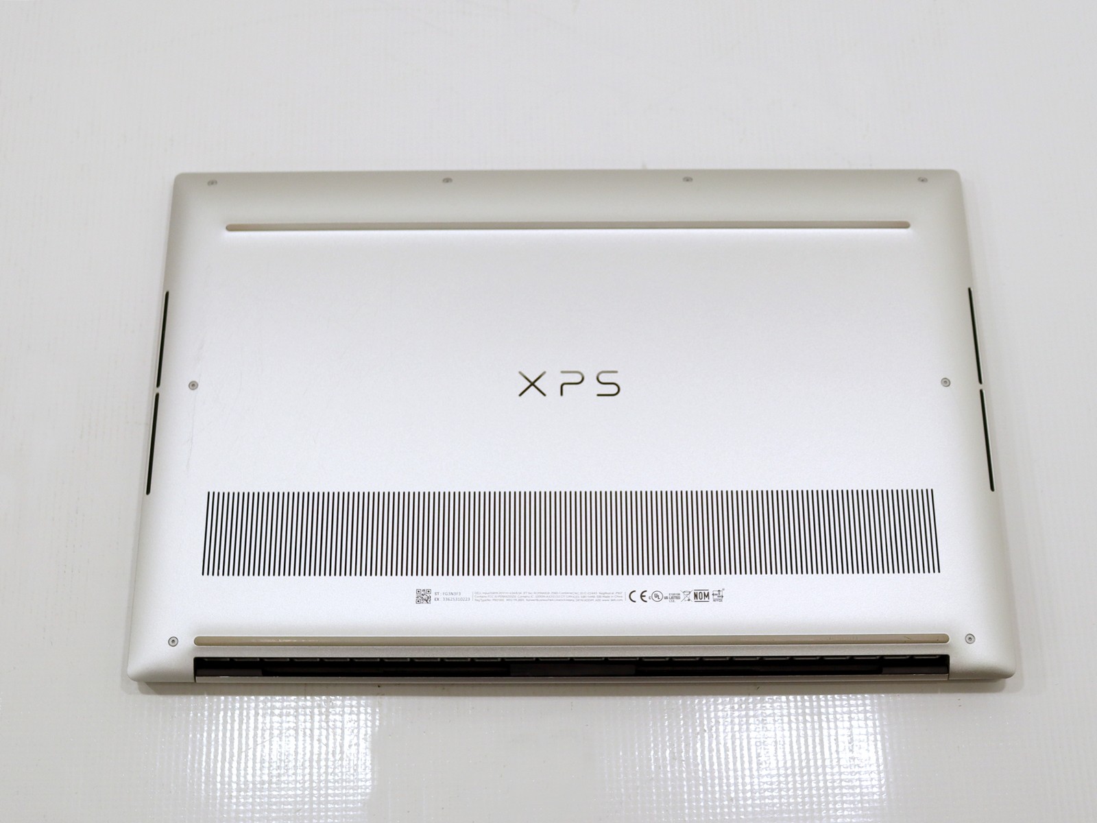 Dell XPS 15 9500 15.6″ Intel i7-10750H 16GB 256GB NVMe W11P GeForce GTX 1650 Ti