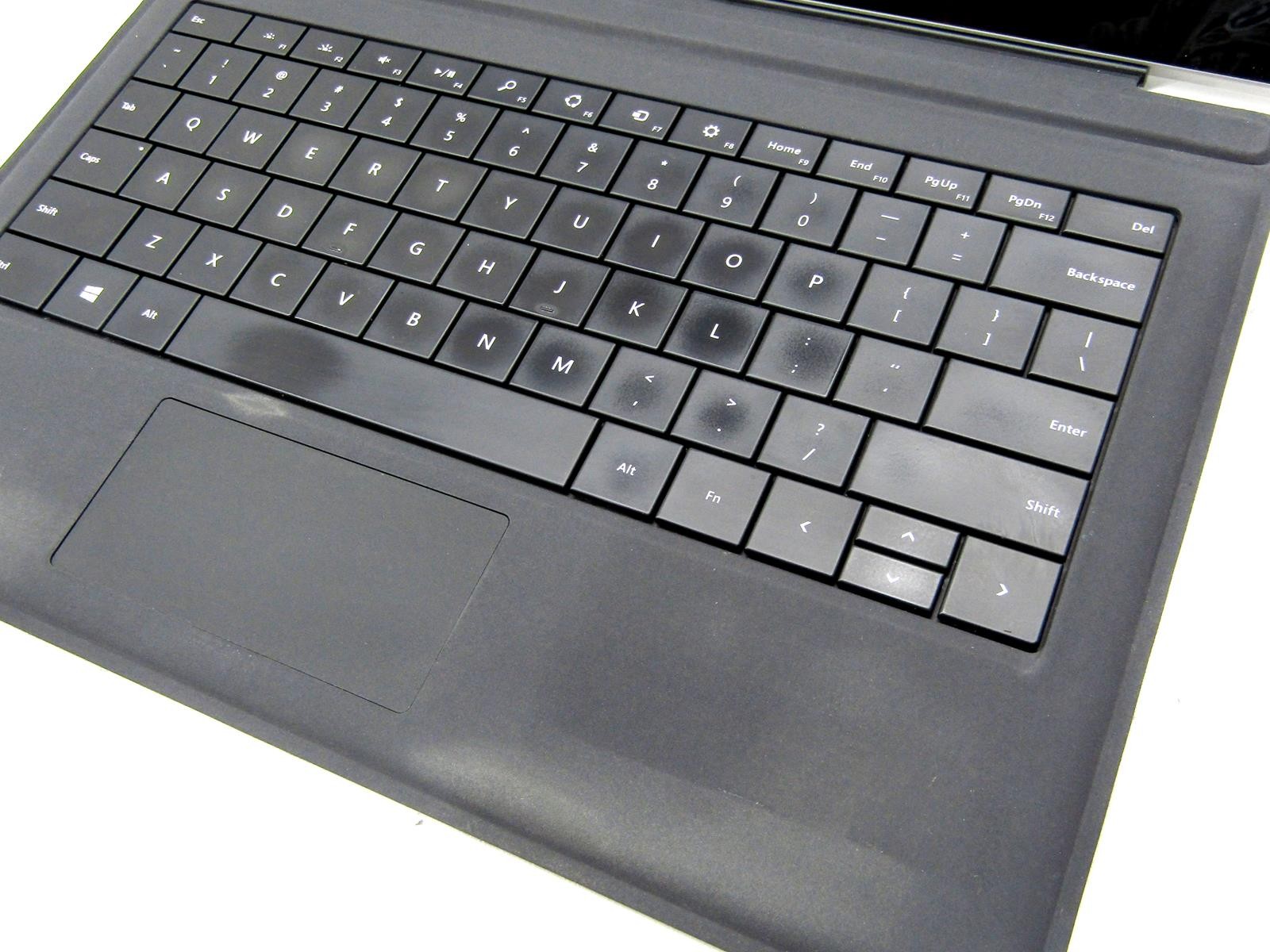 Microsoft Surface Pro 4 1724 2-in-1 12.3″ | i5-6300U | 8GB LPDDR3 | 256GB NVMe