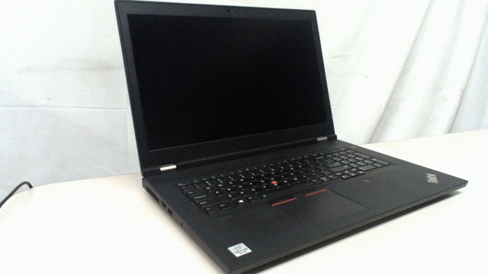 Lenovo ThinkPad P17 Gen 1, 17″, i7-10850H 2.7GHz (NVMe-512GB, 32GB RAM)