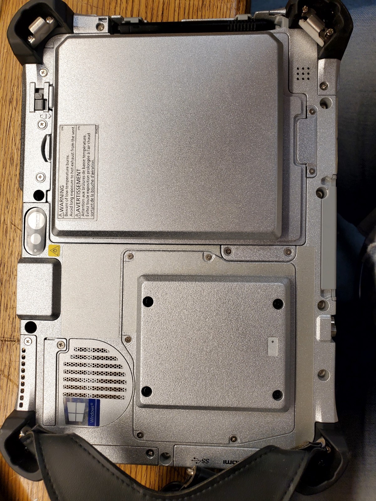 PANASONIC TOUGHPAD FZ-G1 i5 CPU Ram 8GB Win 10 PRO