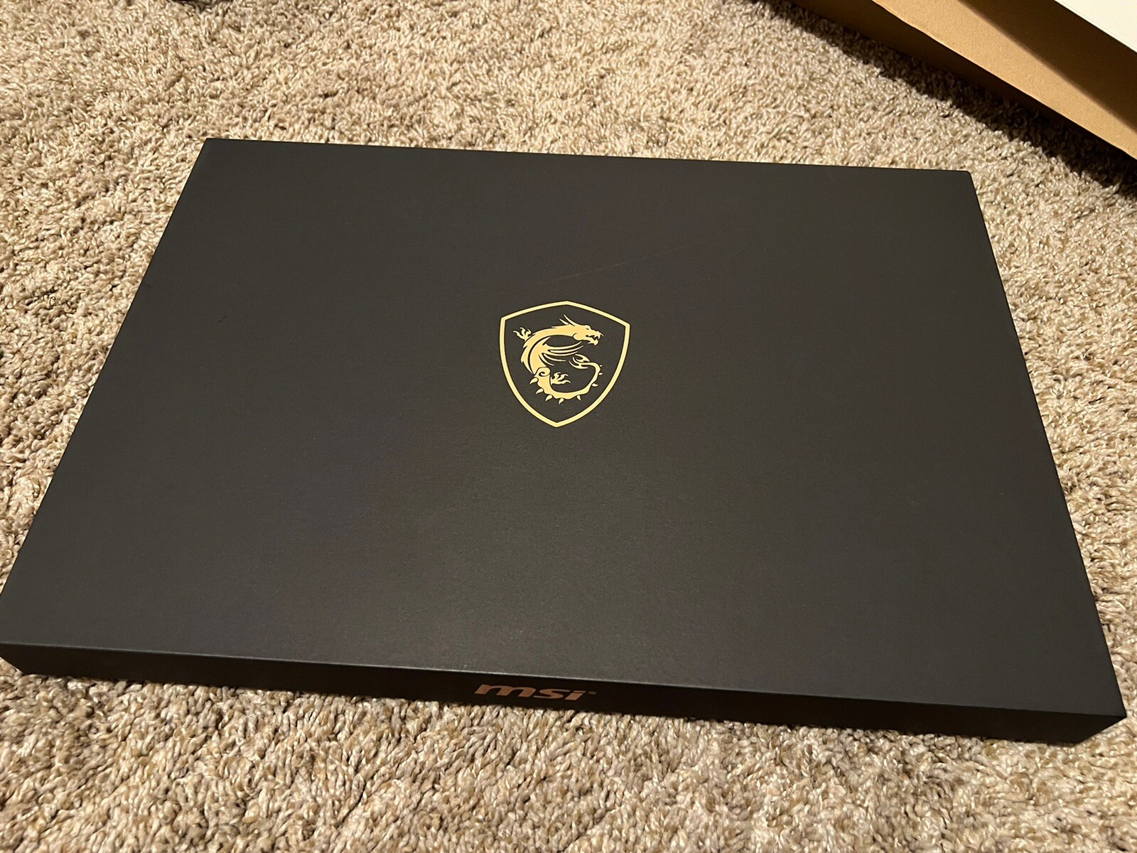 MSI GS75 Stealth 17.3″ 144 Hz IPS, I7-9750H 4.33 GHz, RTX 2080 Max-Q, 32GB DDR4