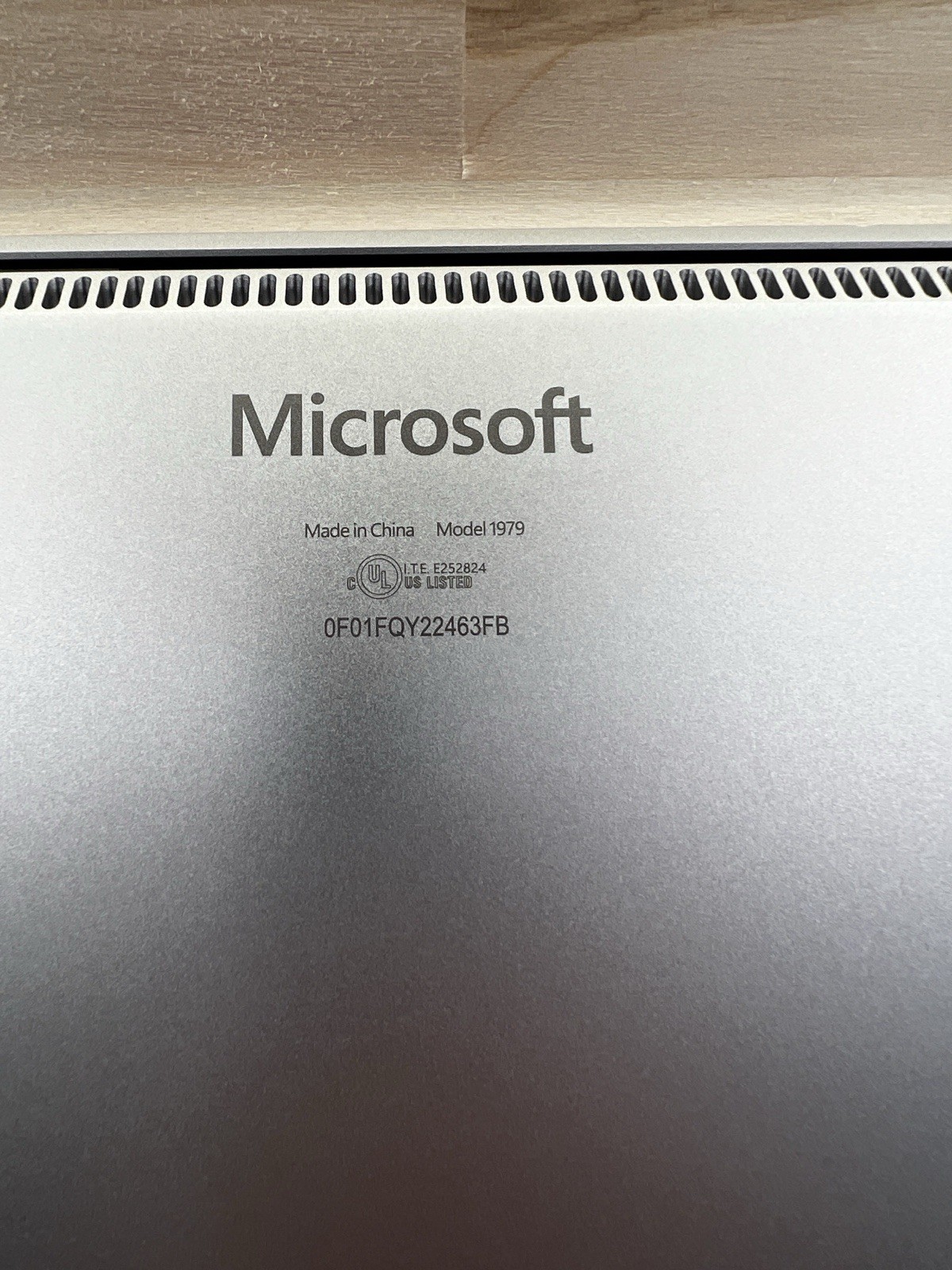 Microsoft Surface Laptop 5 15″ (256GB SSD, Intel Core i7 12th Gen. (READ)