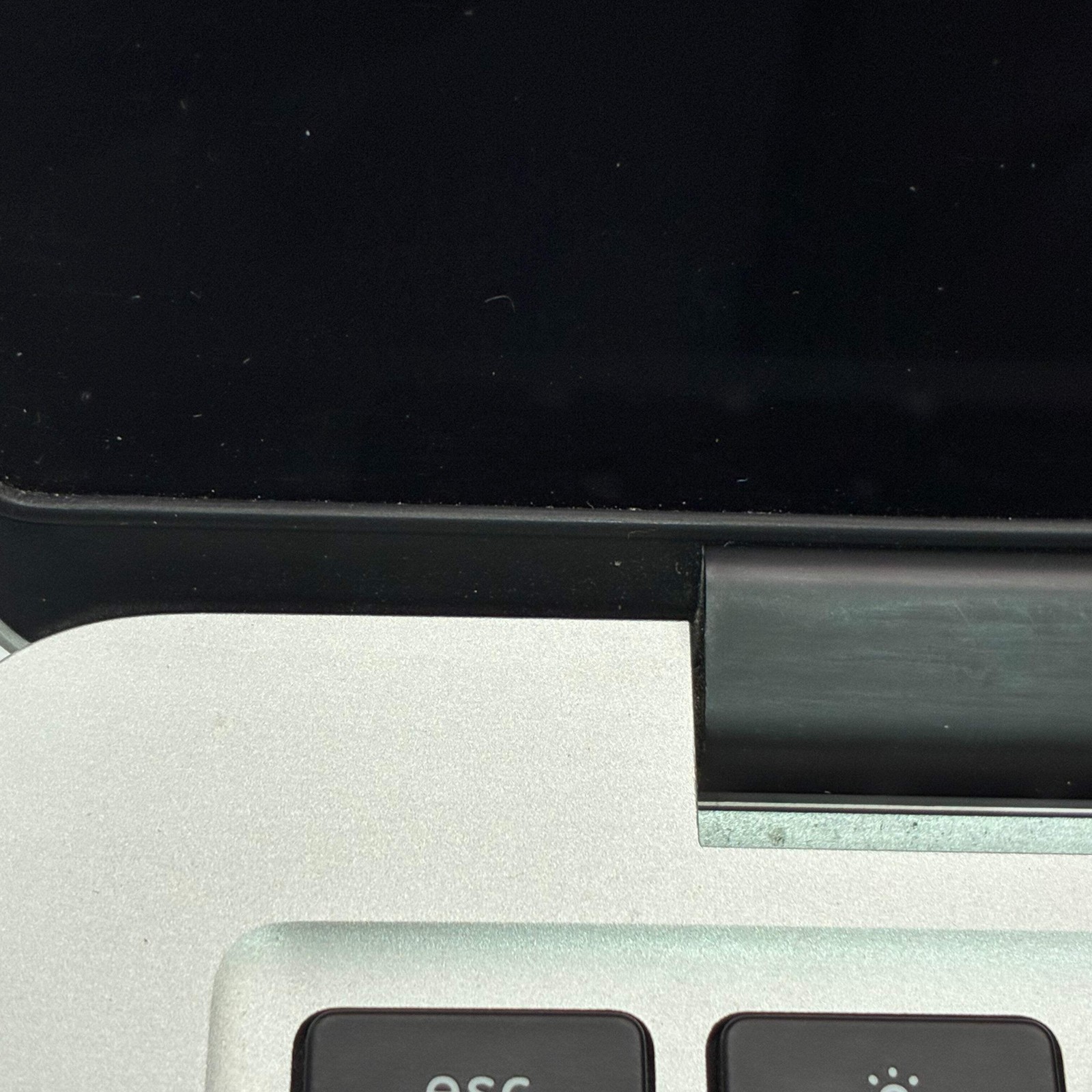 Apple MacBook Pro 13″ 2015 A1502 i5 2.9GHz 8GB 512GB SSD Silver Retina – Needs B