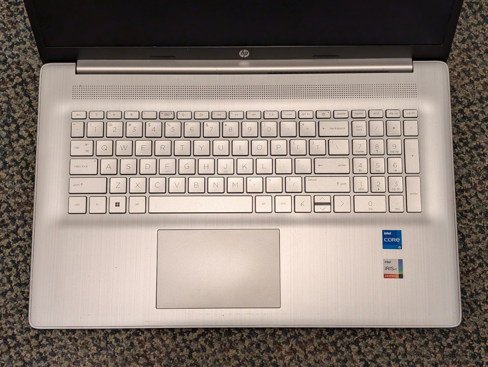 *READ* HP 17-cn0025nr Laptop PC 17.3″ i5-1135G7 No RAM/SSD *DOESN’T POWER ON*