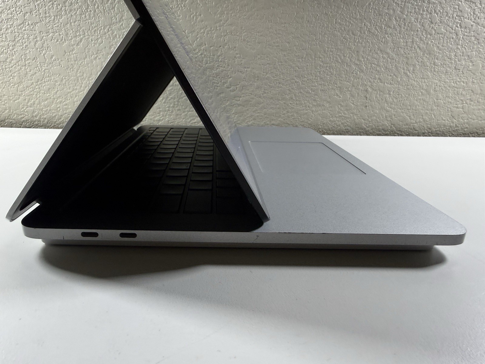 Microsoft Surface Laptop Studio 14 2K TOUCH 3.3GHz i7-11370H 32GB 1TB RTX A2000