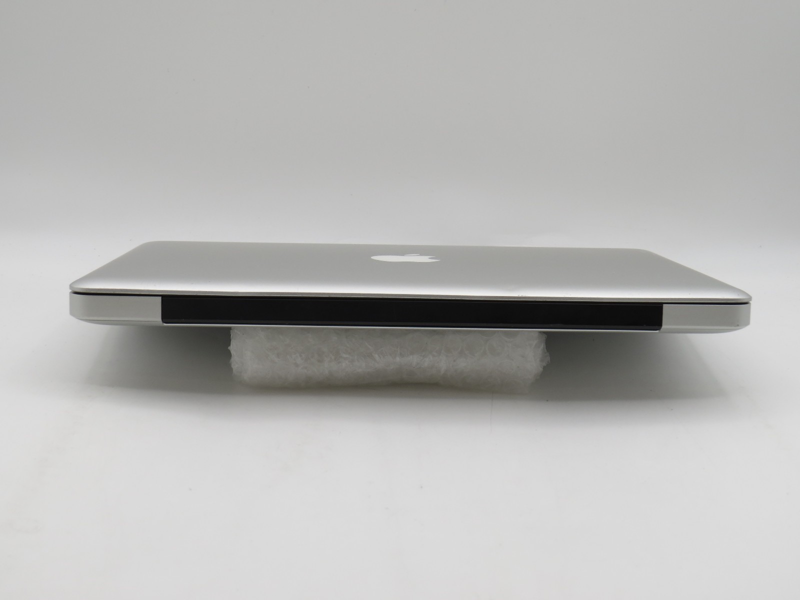 Apple MacBook Pro A1278 | i5-3210M @ 2.5GHz | 4GB DDR3 | HD 4000 | 13.3″ Display