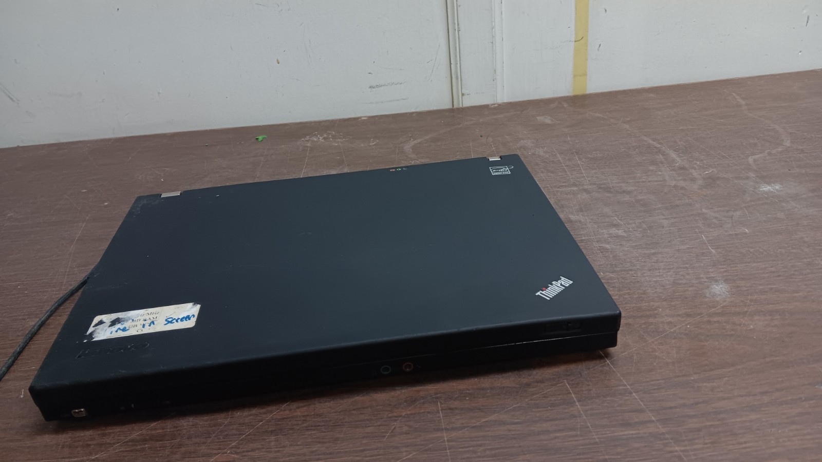 IBM Lenovo ThinkPad R400 Laptop core 2 Duo 100 GB HD Windows XP 14″ LCD Parts