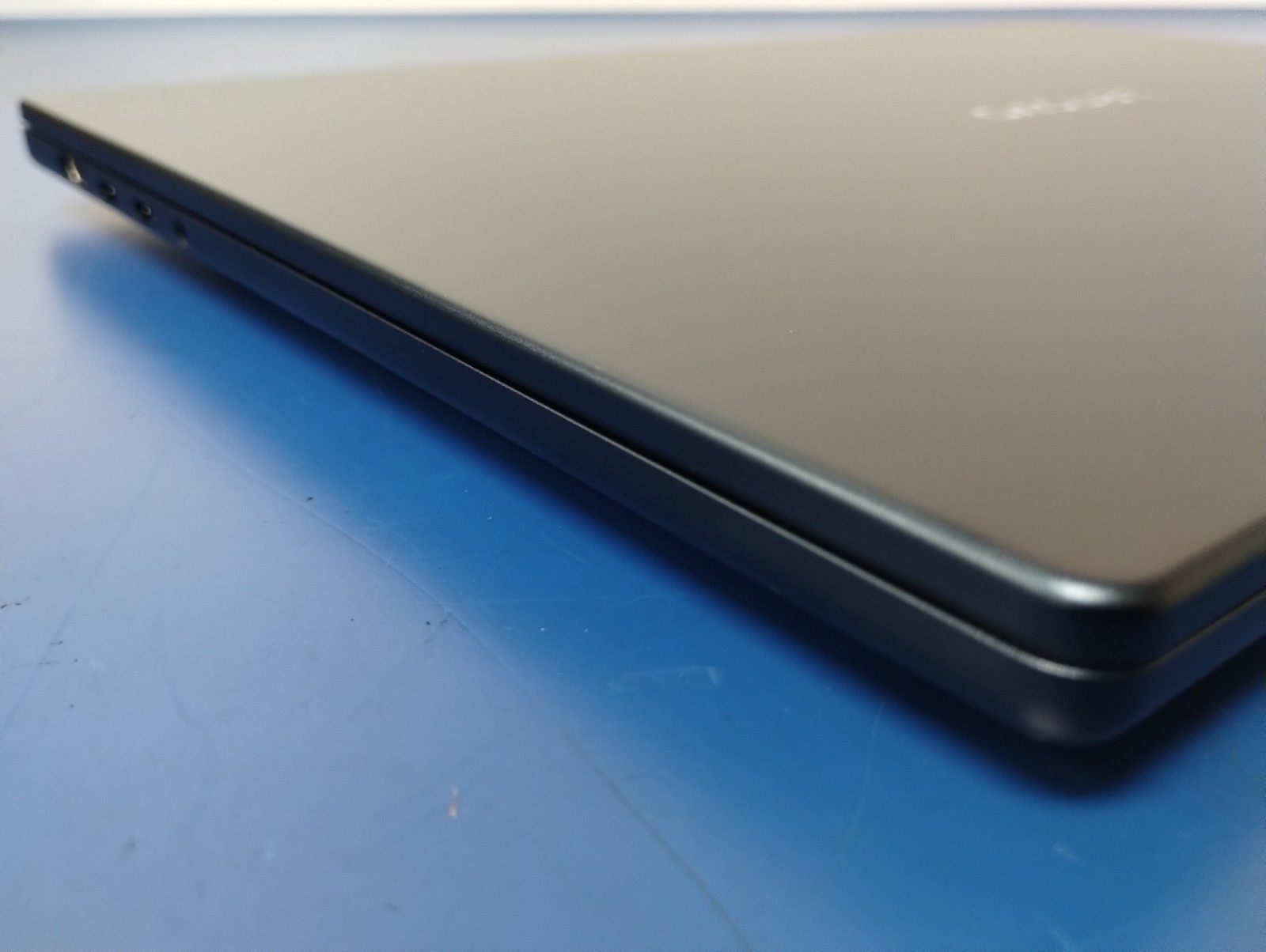 LENOVO IdeaPad Slim 5 AMD Ryzen AI 7 2.00 GHz 16GB RAM 1TB NVMe SSD TOUCH SCREEN