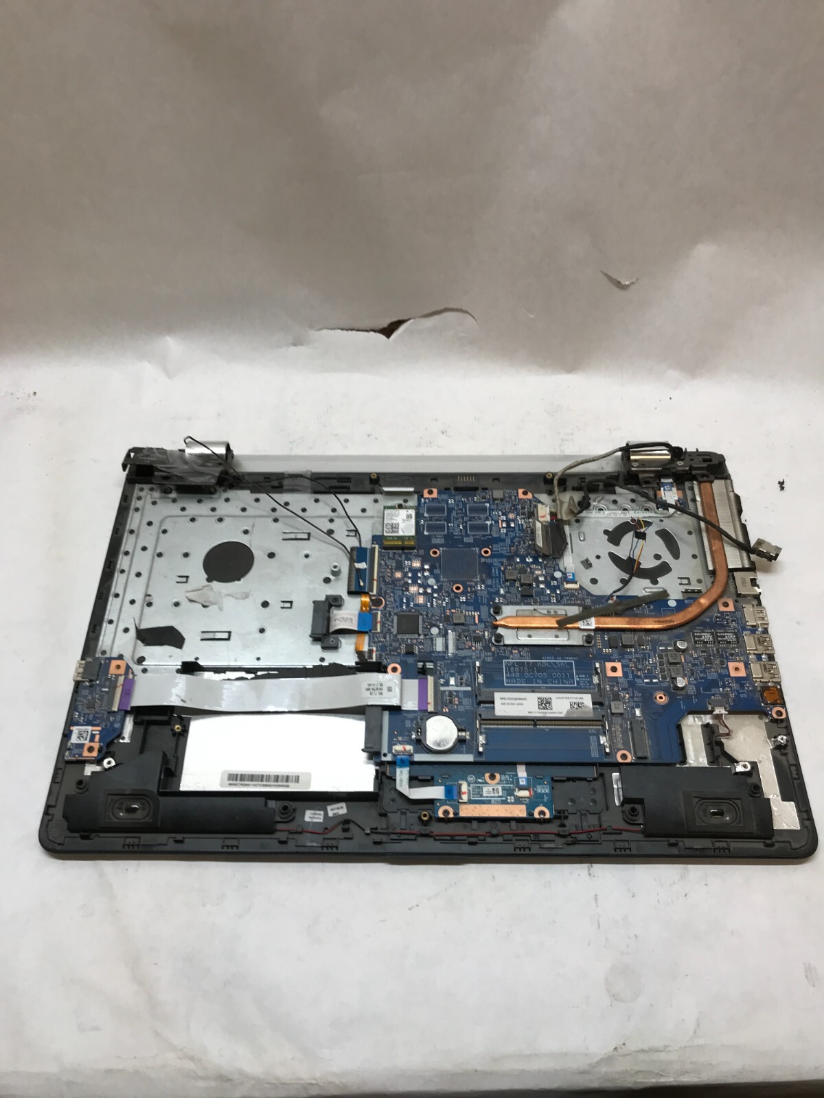 HP Pavilion 17-BS 17″ Unknown Specs NO RAM NO HDD/OS For Parts/Repair AS IS – DW