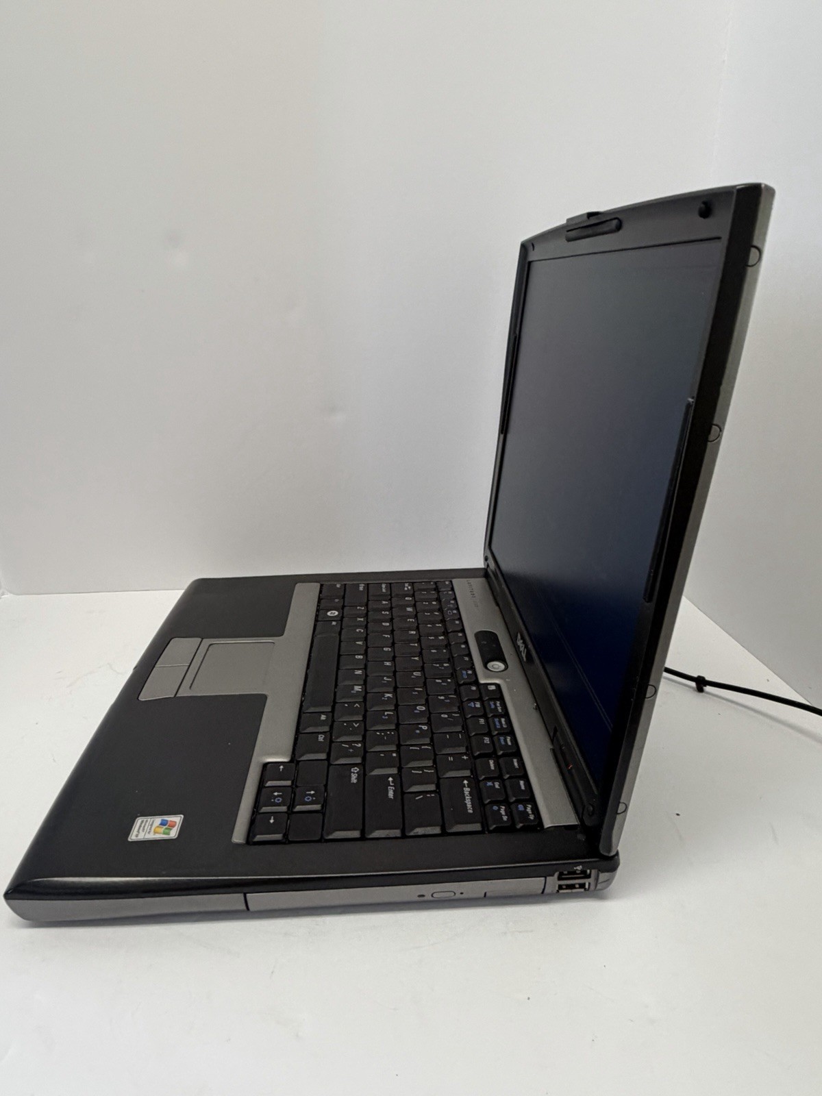 Dell Latitude D530 15″ Core 2 Duo 2.0Ghz Laptop w/ 320GB HD, 3GB Ram, NO Battery