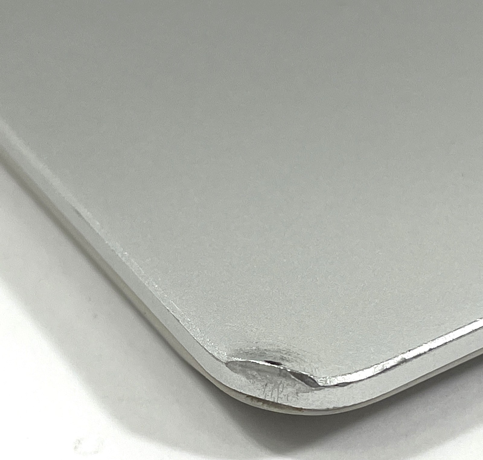Microsoft Surface Laptop Go 2 2013 i5-1135G7 256GB SSD 16GB RAM – Win 11 – Dents