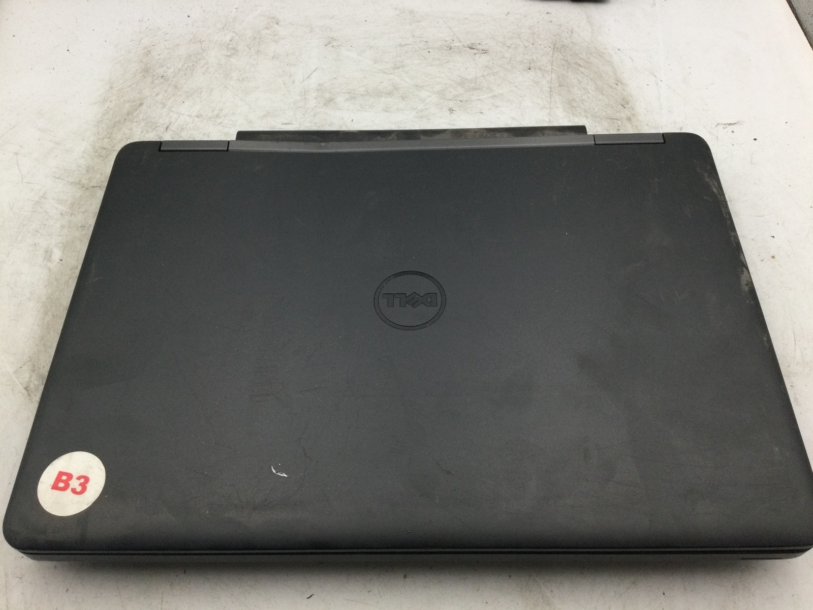 DELL LATITUDE E5440 – FOR PARTS – INTEL I5 – 4GB RAM – 14″ -READ DESCRIPTION -BB