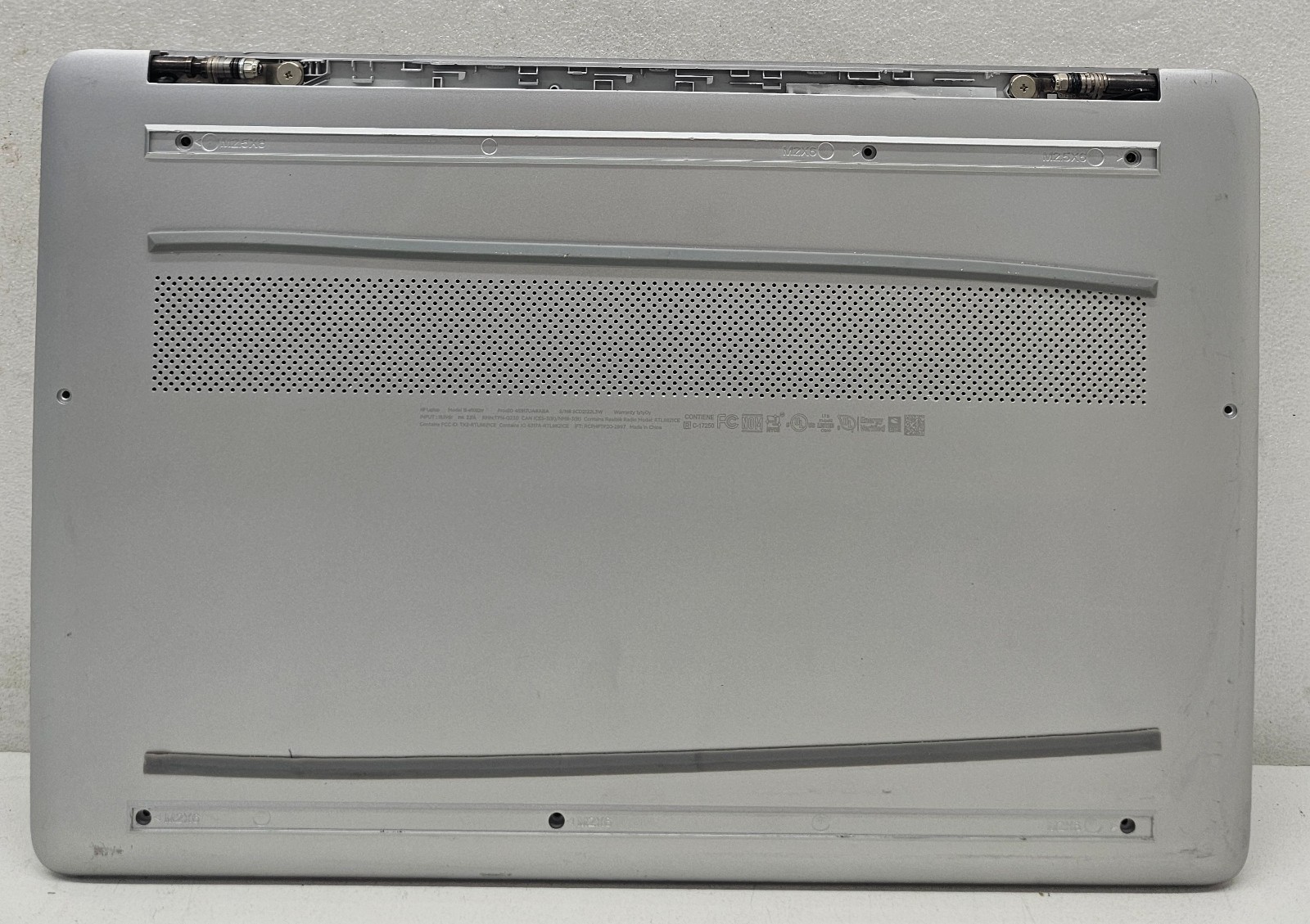HP 15-EF1082NR 15.6″ Laptop AMD RYZEN 3 3250U 8GB Ram NO HD/OS/Screen (FL)