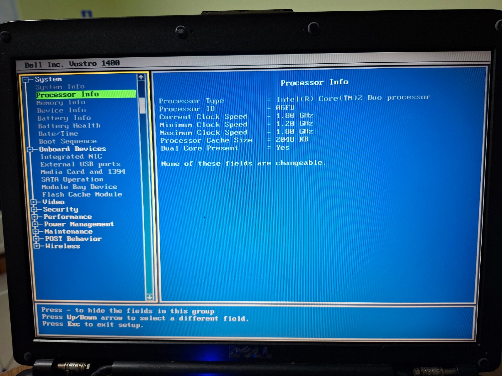 Dell Vostro 1400 Laptop Notebook 14.1″ 2GB 120GB SSD Windows XP Office Charger