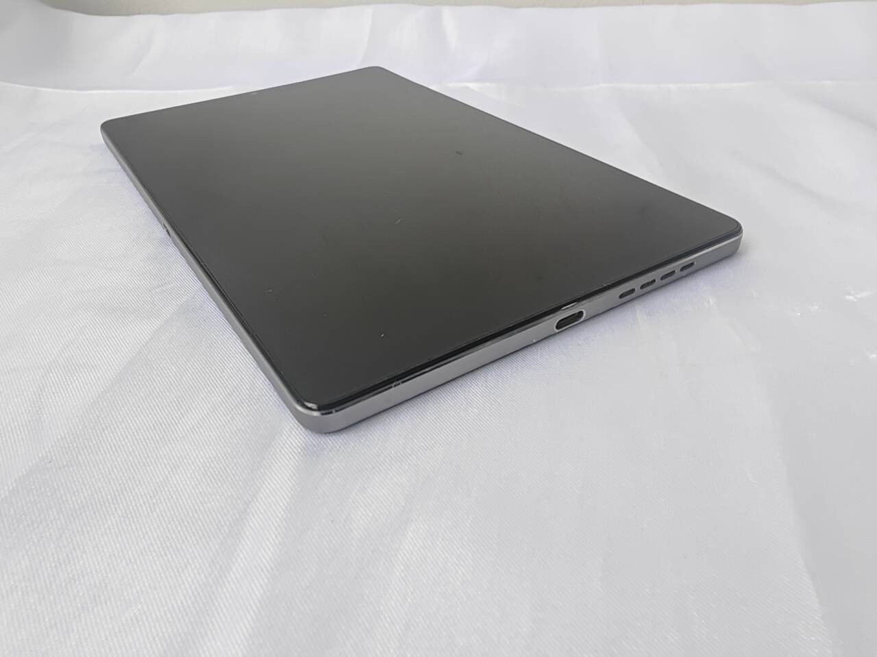 Lenovo Legion Y700 (2023)8.8” 13MP Snapdragon 8+ Gen 1 WIFI Android 6550mAh