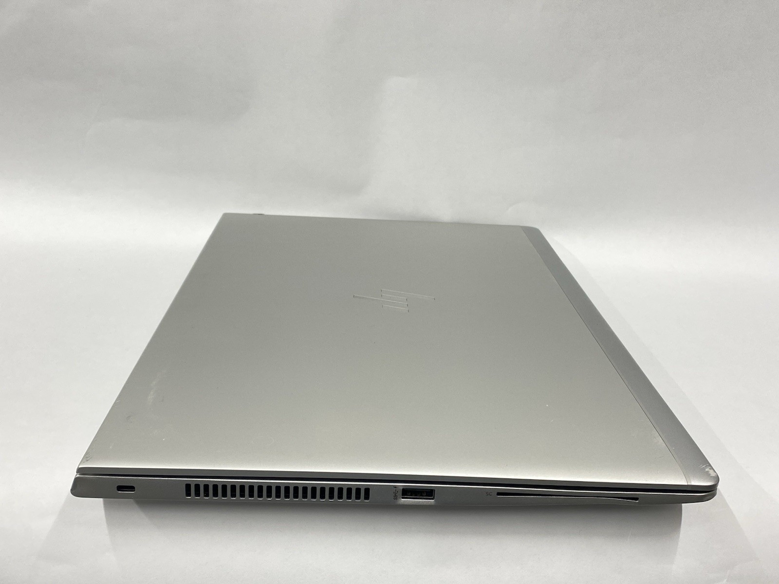 HP Elitebook 850 G6 – Grade B – Touch – i5-8265u – 16GB – 512SSD – W11P