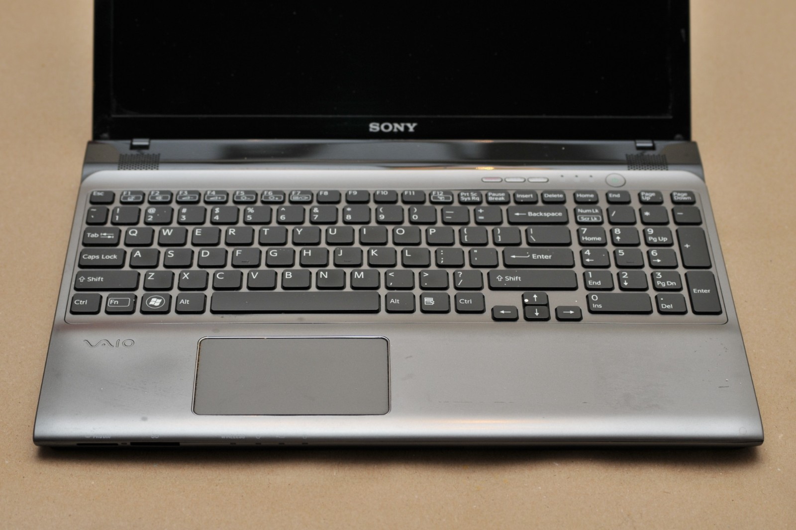 Sony VAIO SVE15112FXS i3-2370M Intel HD 3000 640GB HDD 4GB RAM Windows 7