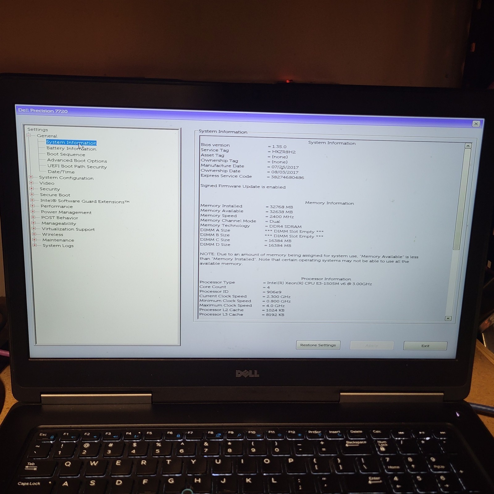 Scratched LCD Dell Precision 7720 Xeon E3-1505M v6 3GHz 32GB 256GB Quadro P5000