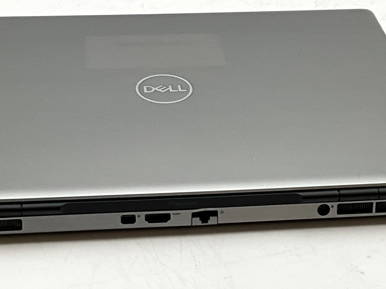 DELL Precision 7550 i7-10750H 2.70gh 32gb NO DRIVE T1000 15.6″ LAPTOP 17X18G3