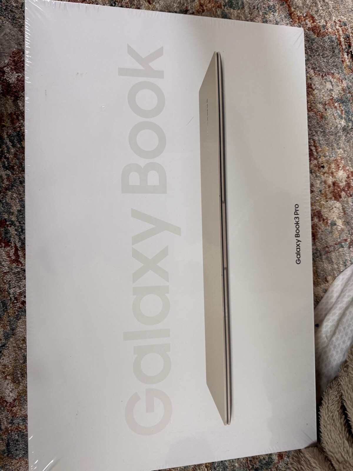 Samsung Galaxy Book3 Pro 360 2-in-1 16″ 3K AMOLED i7 16GB 1TB – NEW