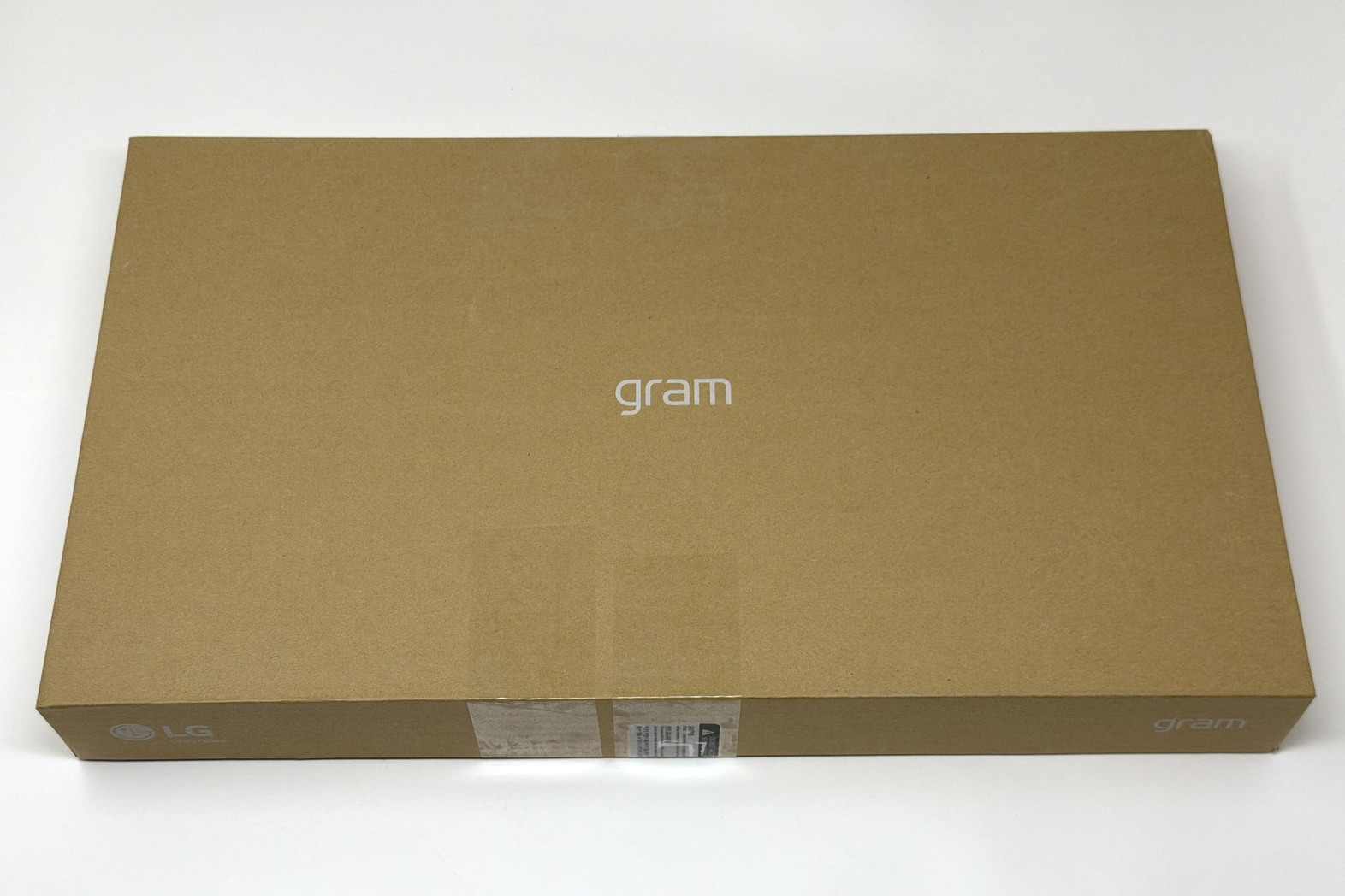 LG Gram 15Z980 Intel Core i7 8GB RAM 512GB SSD 15in Laptop Dark Silver Used