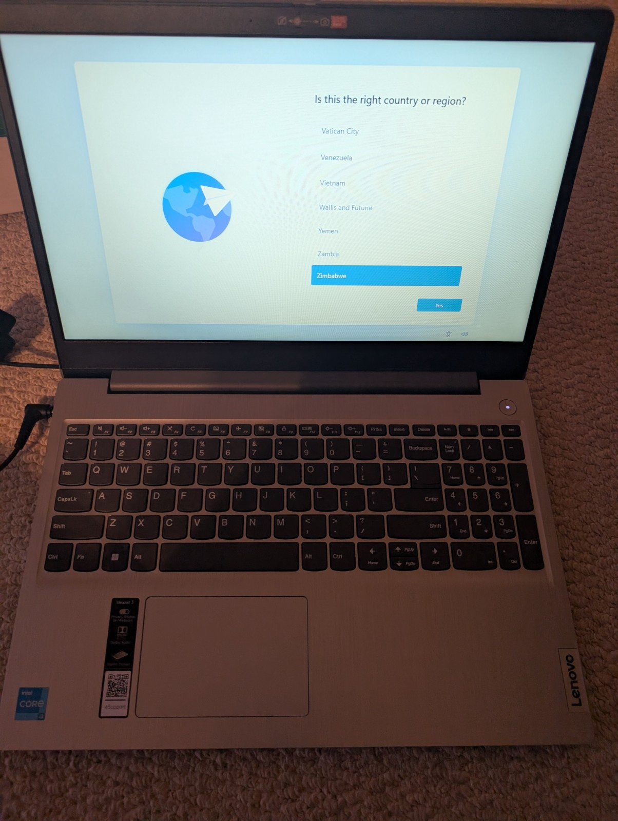 Lenovo Ideapad 3i 15.6″ HD Touchscreen Laptop, 11th Gen Intel Core i3-1115G4, 8G