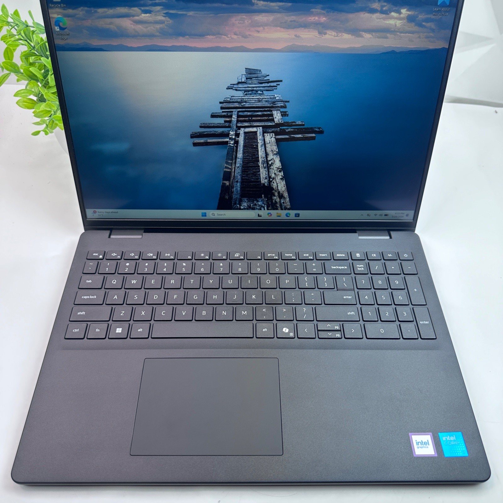 Dell 16 DC16250 Laptop, 16″ FHD+ Touch, Intel Core 7 150U, 16GB, 1TB SSD
