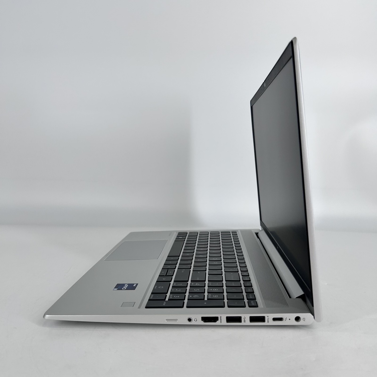 HP Elitebook 650 G9 15.6 Silver FHD 1.8 GHz i7-1265U 32GB 512GB SSD Good